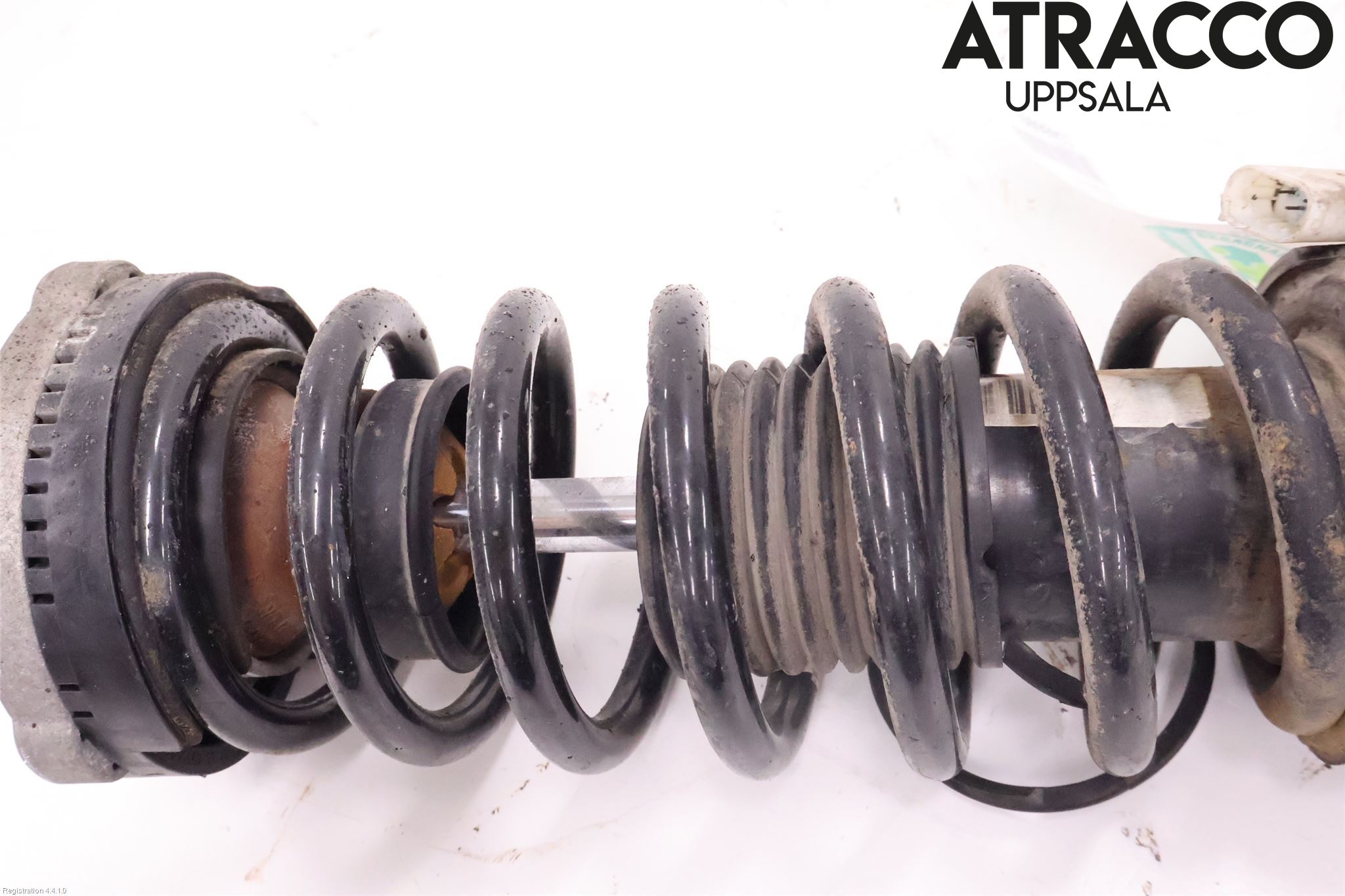 BMW 5 F10/F11/F18 09-17 Fjäderben Fram Höger