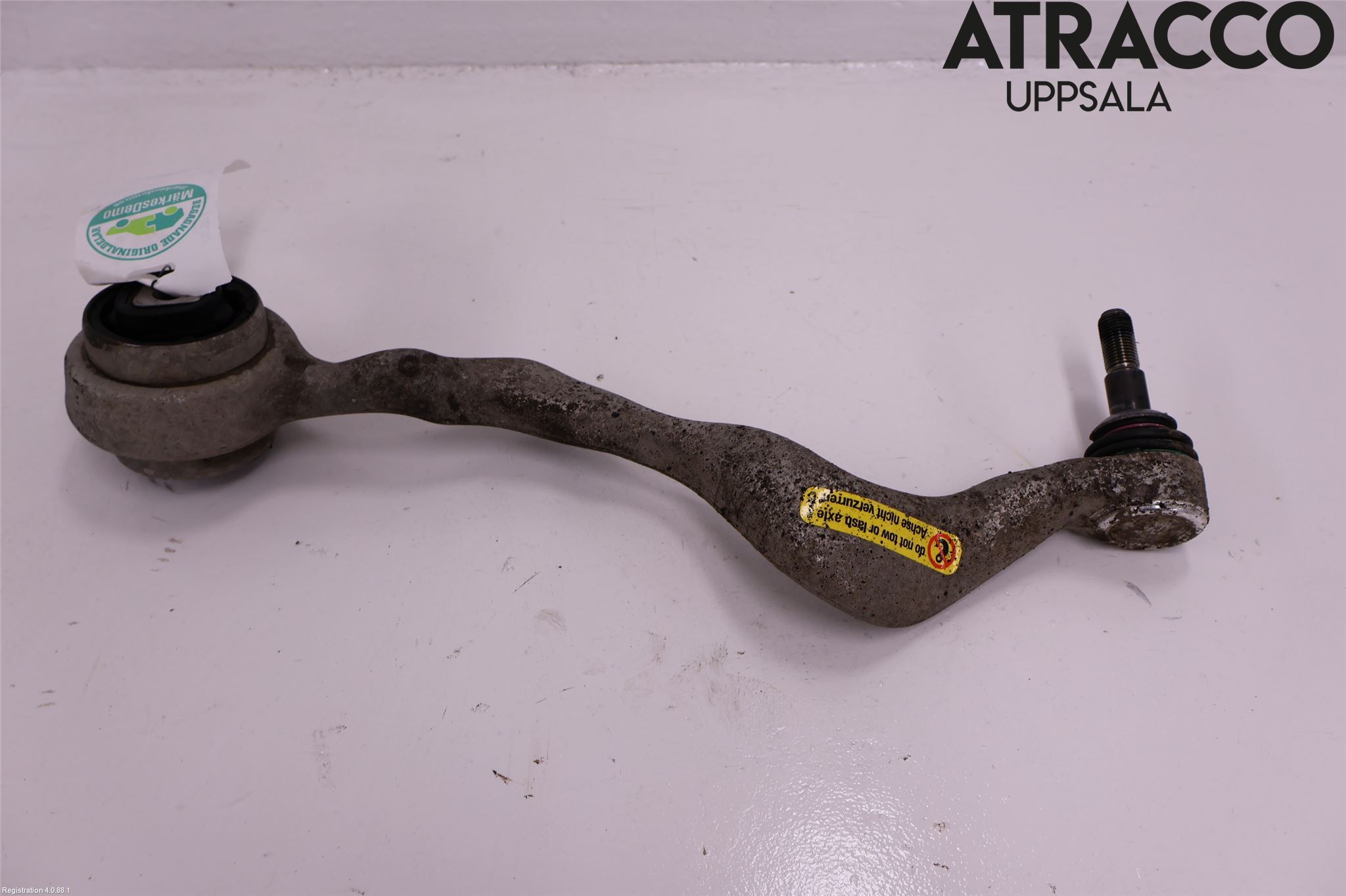 BMW 3 E90/91 SED/TOU 05-12 Bärarm Fram Undre Hö