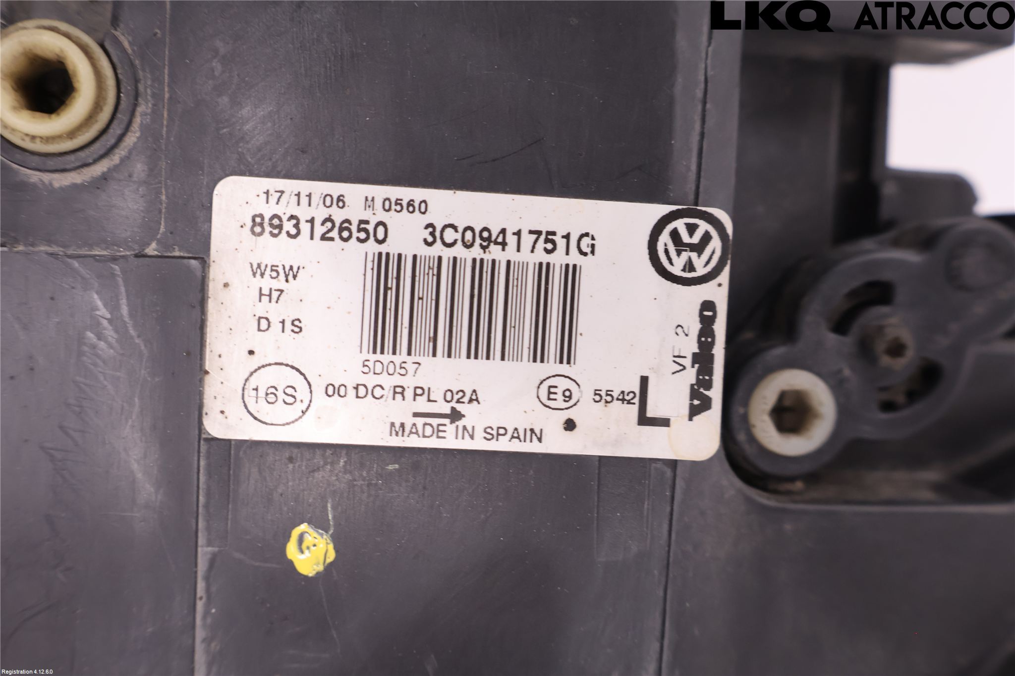Volkswagen VW PASSAT 05-11 Strålkastare Vänster