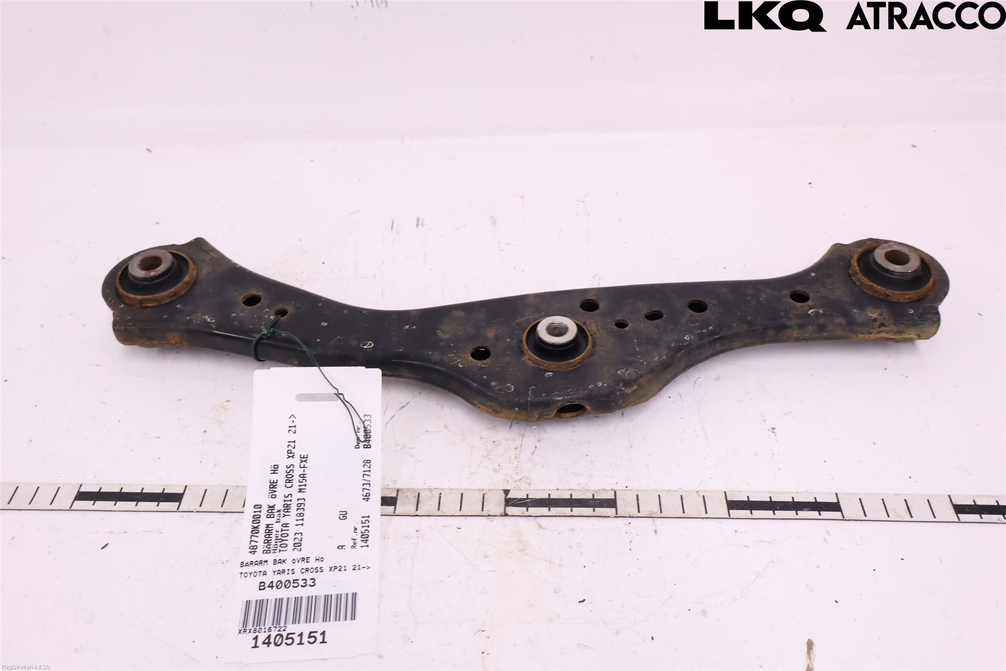 Toyota YARIS CROSS XP21 21- Bärarm Bak Övre Höger