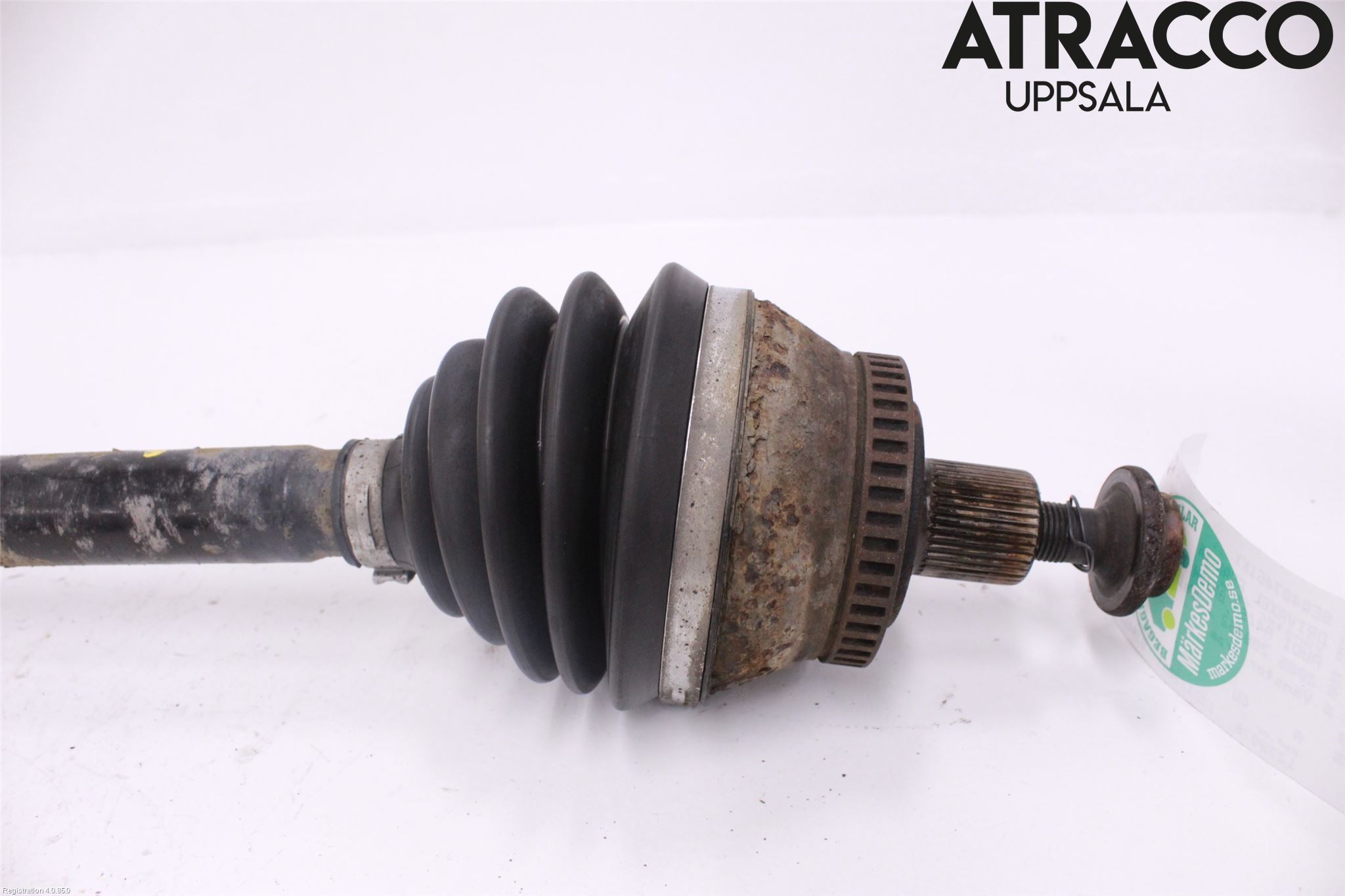 Audi A4/S4 05-07 Drivaxel Fram Vänster