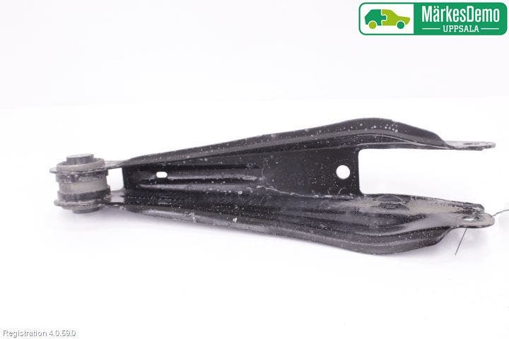 BMW X4 F26 14-18 Bärarm Bak Höger