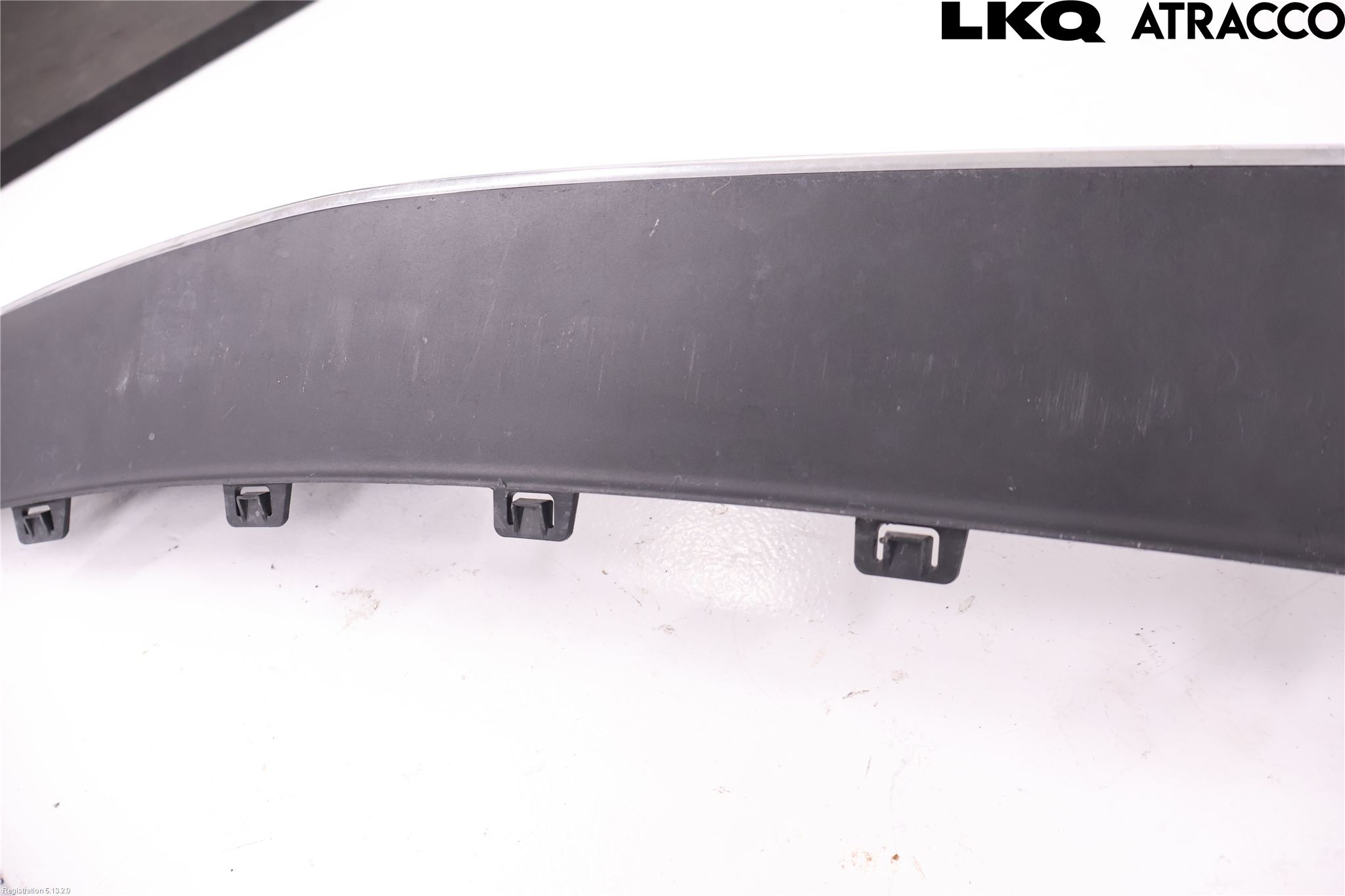 Mercedes-Benz MB E-KLASS (W214) 24- Stötfångardel Fram Mitt