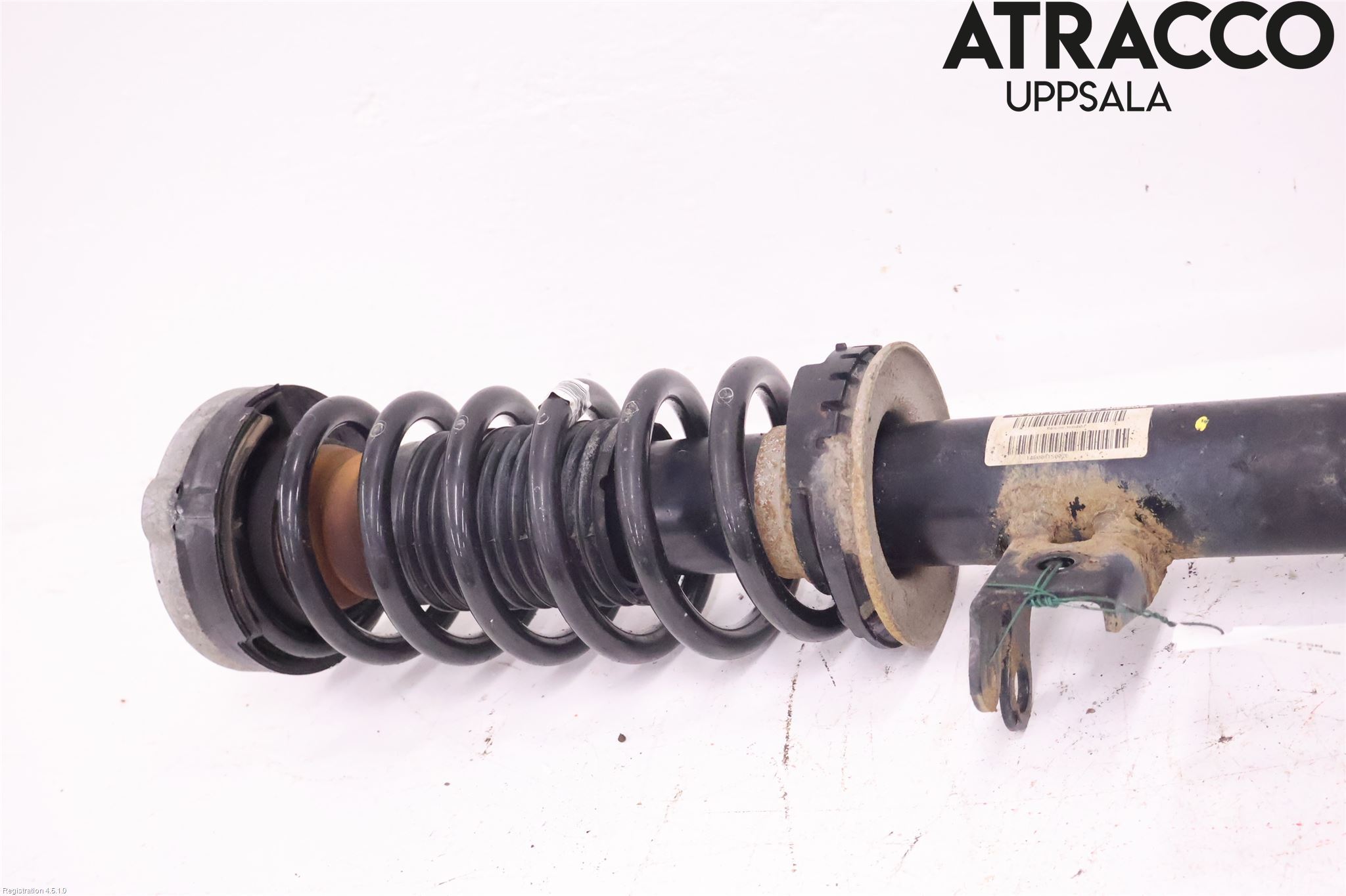 BMW 5 F10/F11/F18 09-17 Fjäderben Fram Höger