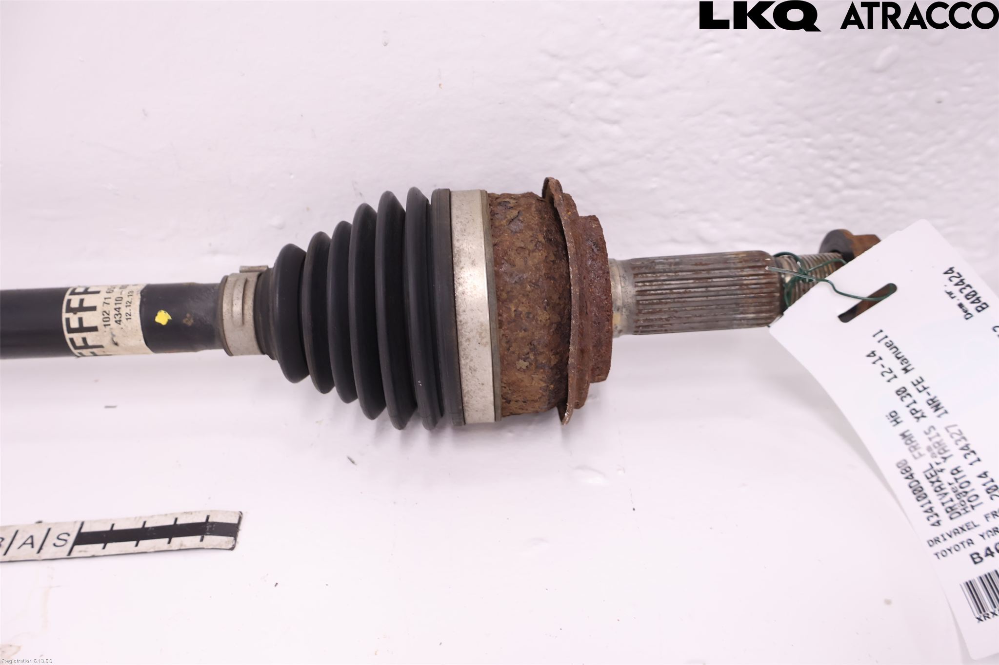 Toyota YARIS XP130 12-14 Drivaxel Fram Höger
