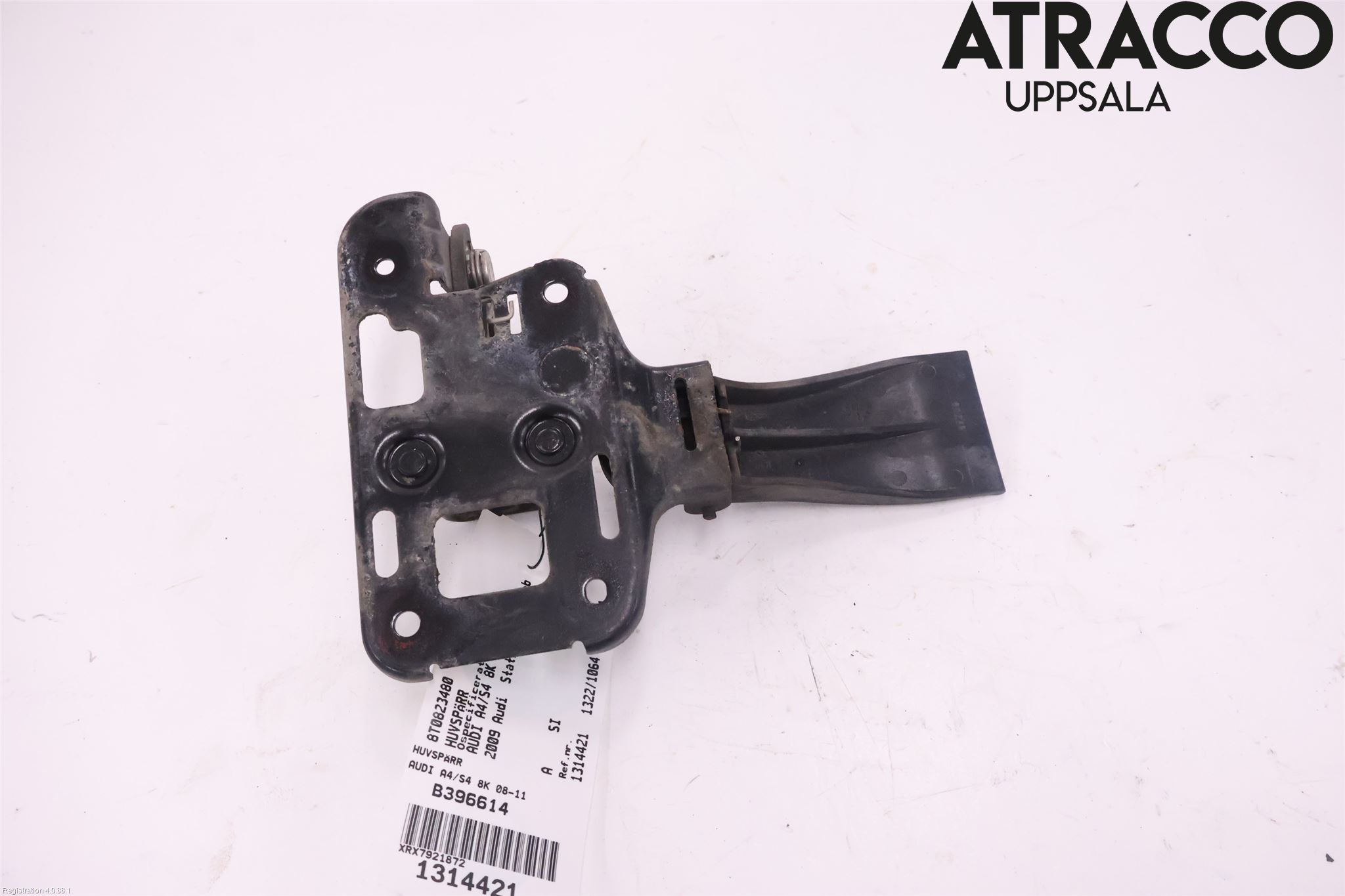 Audi A4/S4 08-11 Huv Spärr