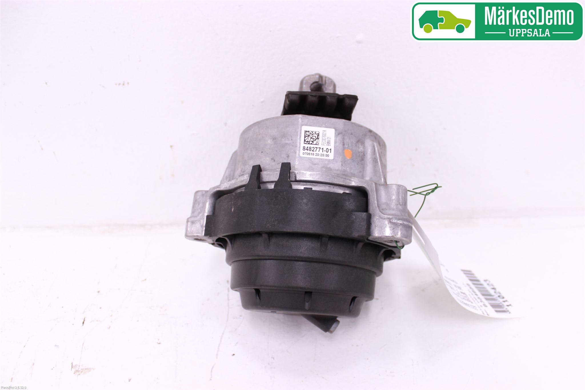 BMW 5 G30/G31/F90 17-23 Motorfäste