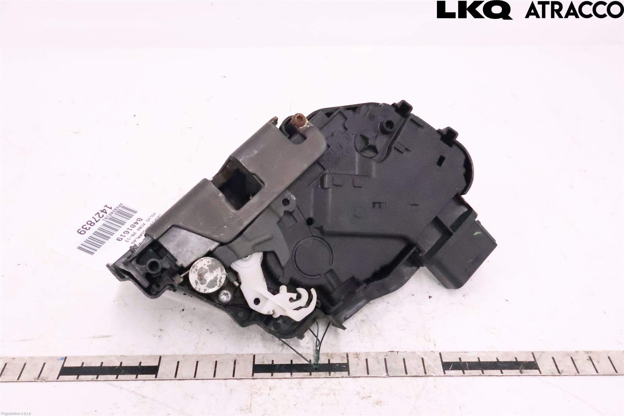 Volvo XC60 09-13 Låskista-Dörrlås