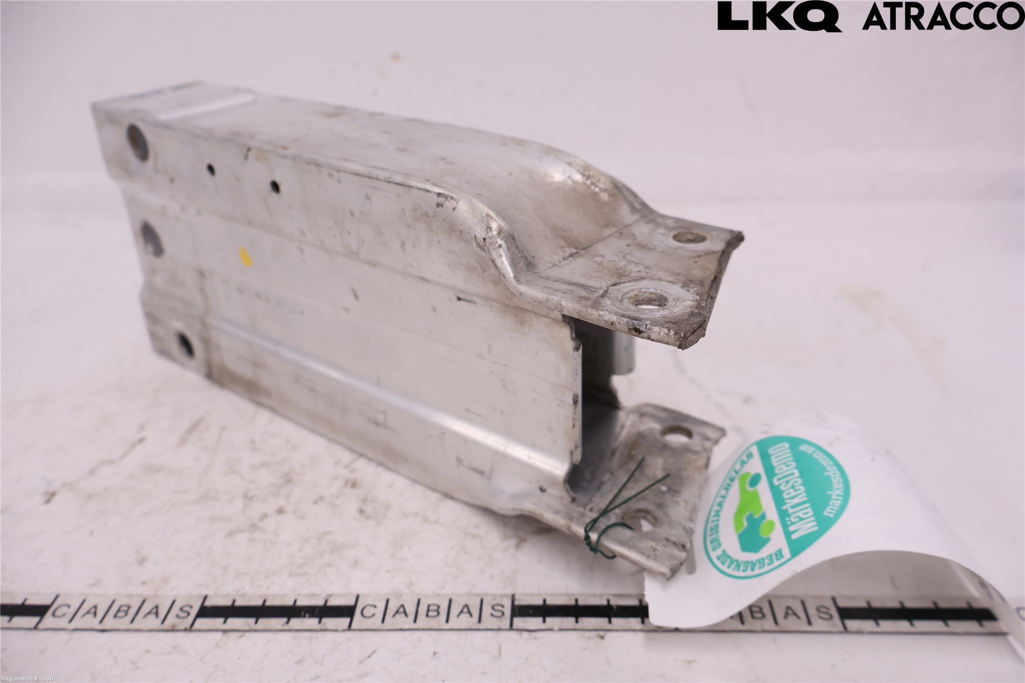 Mercedes-Benz MB E-KLASS (W212) 09-16 Stötfångarbärjärn Fram
