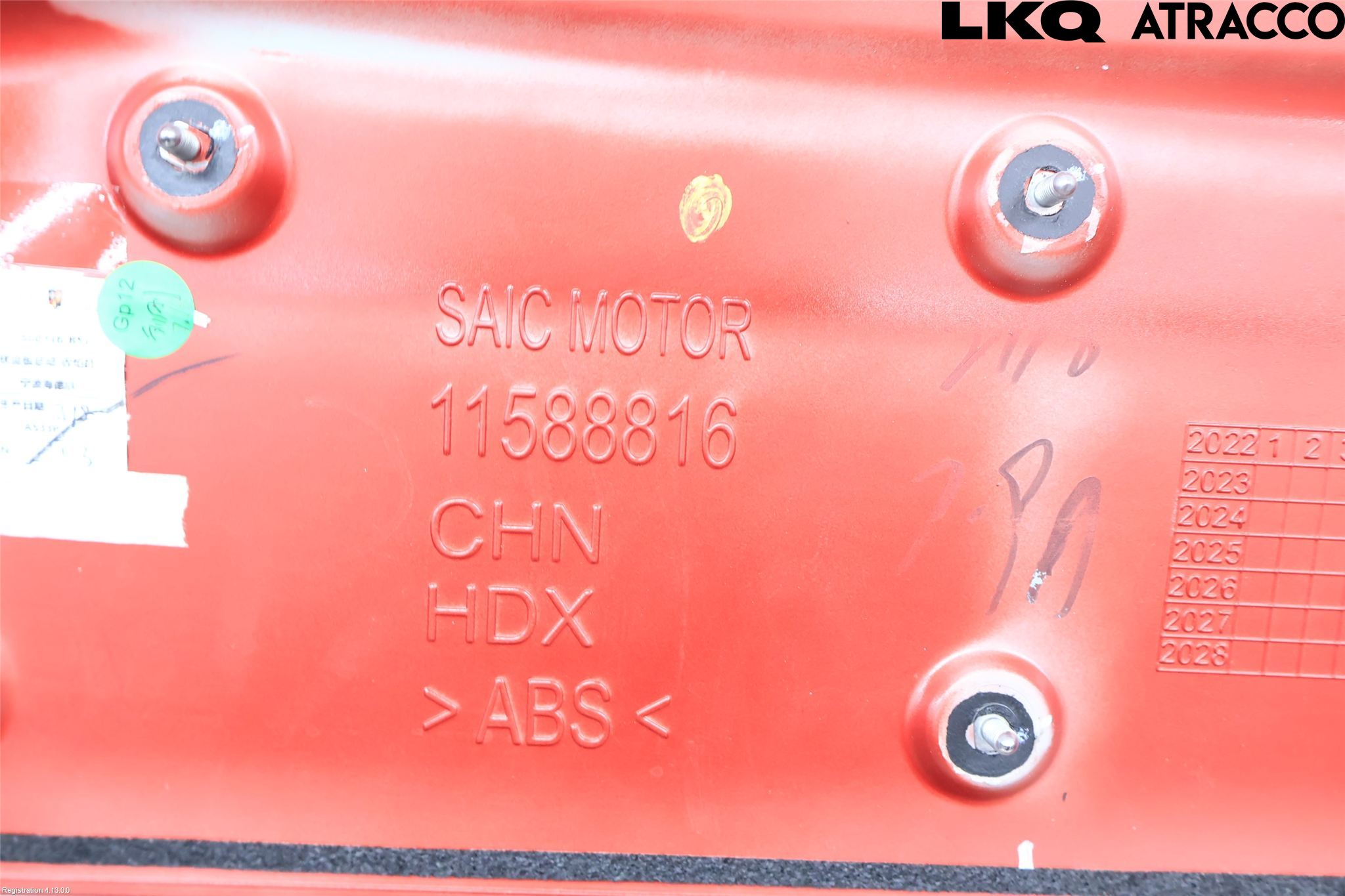 MG HS AS33 25->> Spoiler Baklucka