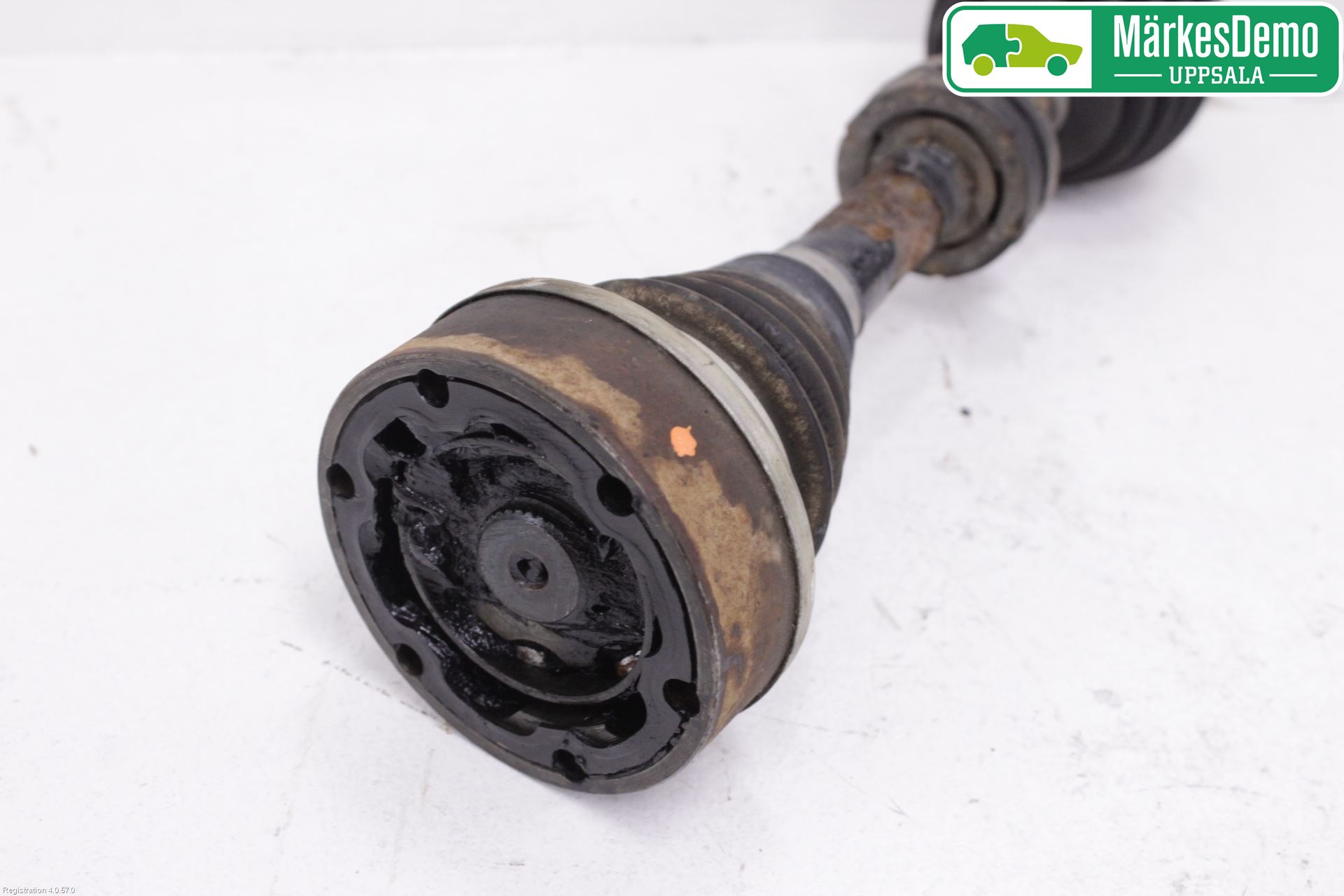 Skoda PRAKTIK Drivaxel Fram Vänster