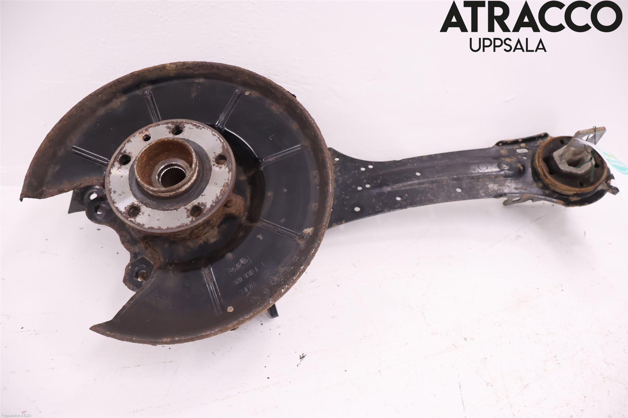 Volvo V60 11-13 Hjullagerhus-Spindel Vä B