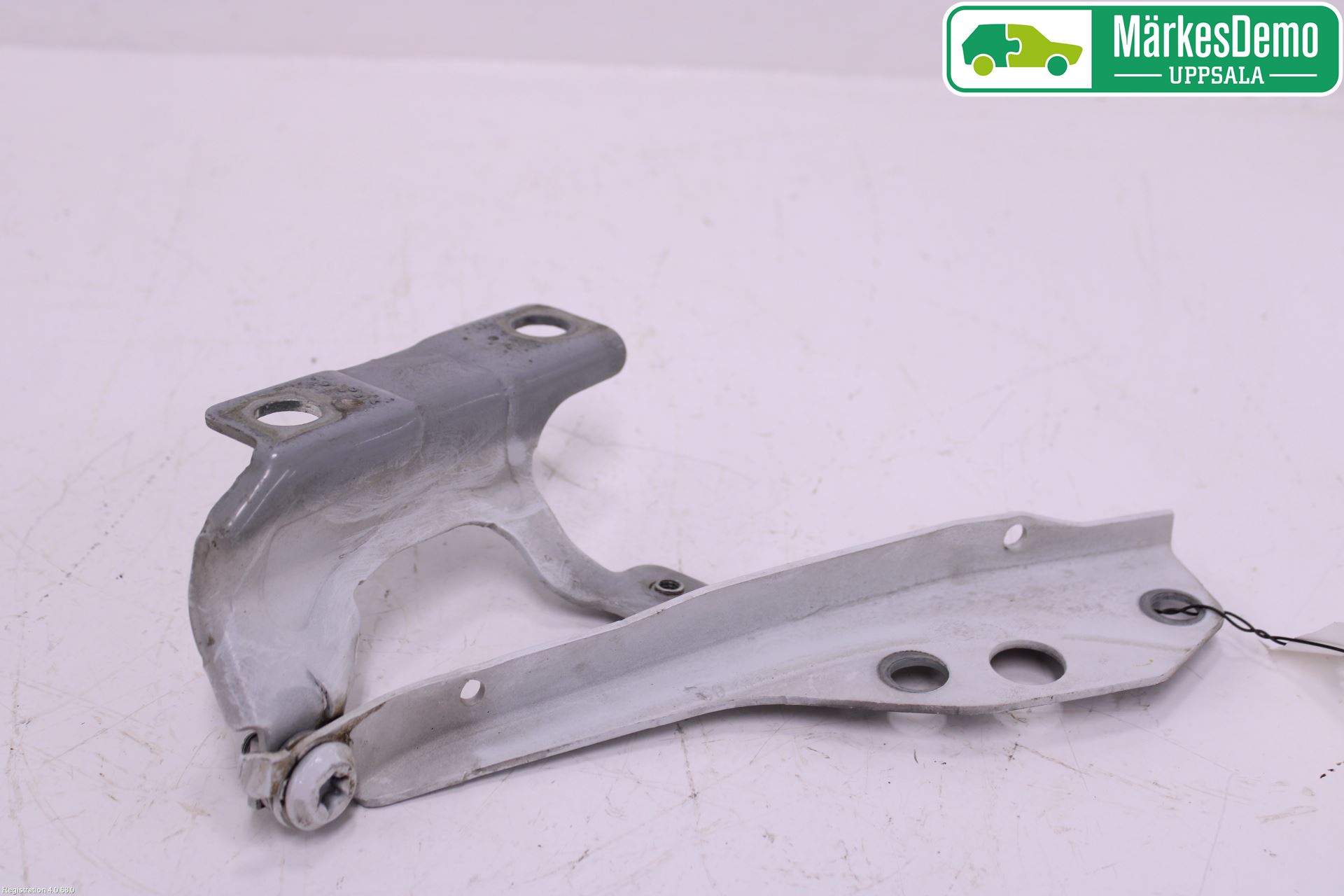 Volvo S40 08-12 Huvgångjärn