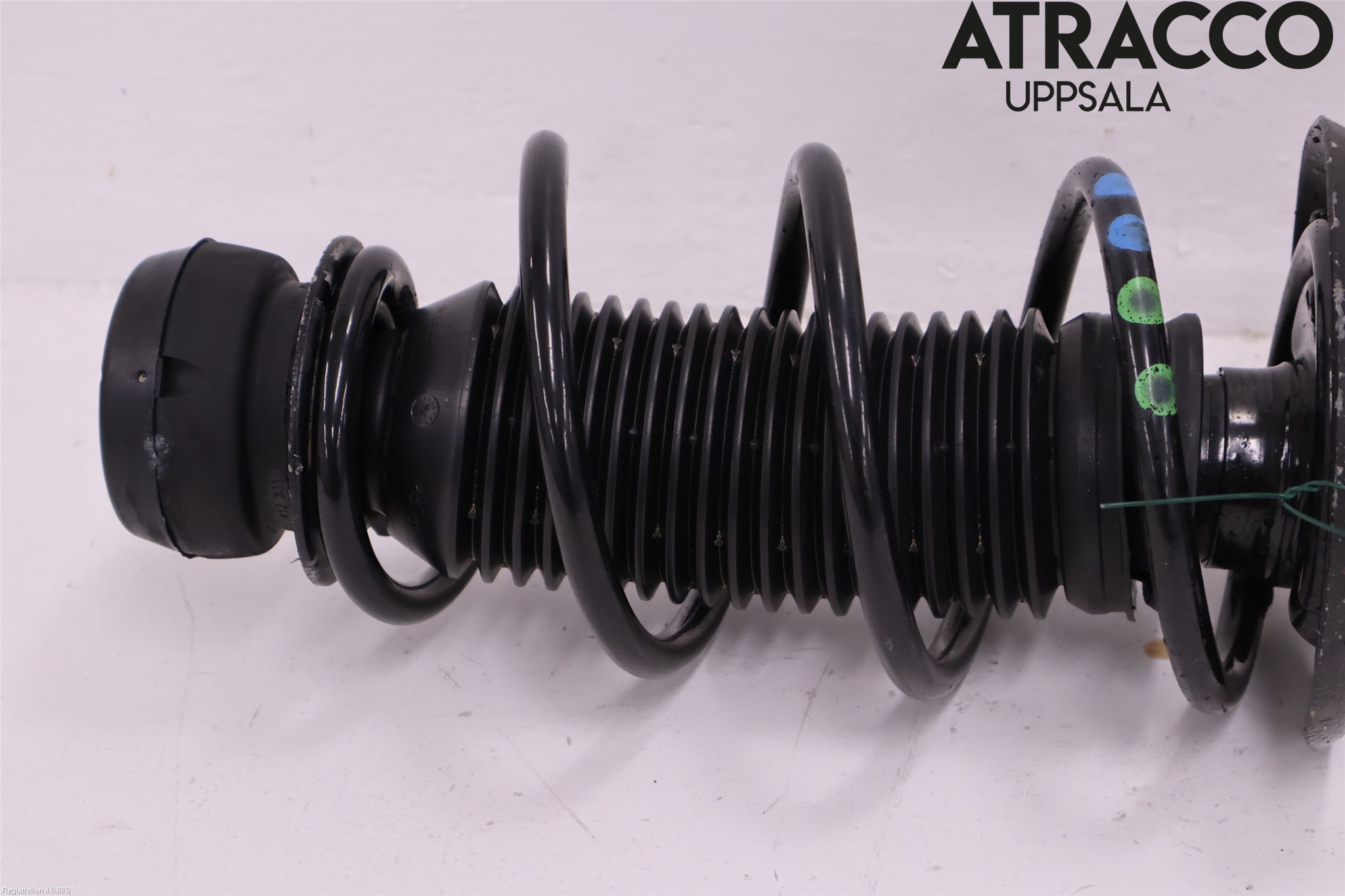 Volkswagen VW UP! / E-UP! Fjäderben Fram Höger