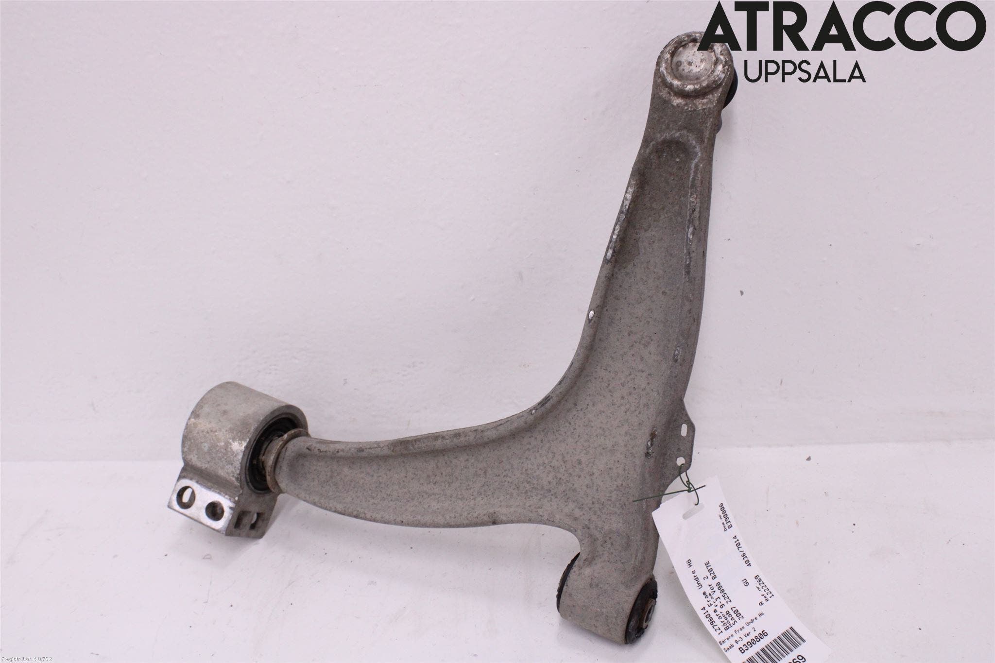 Saab 9-3 VER 2 Bärarm Fram Undre Hö