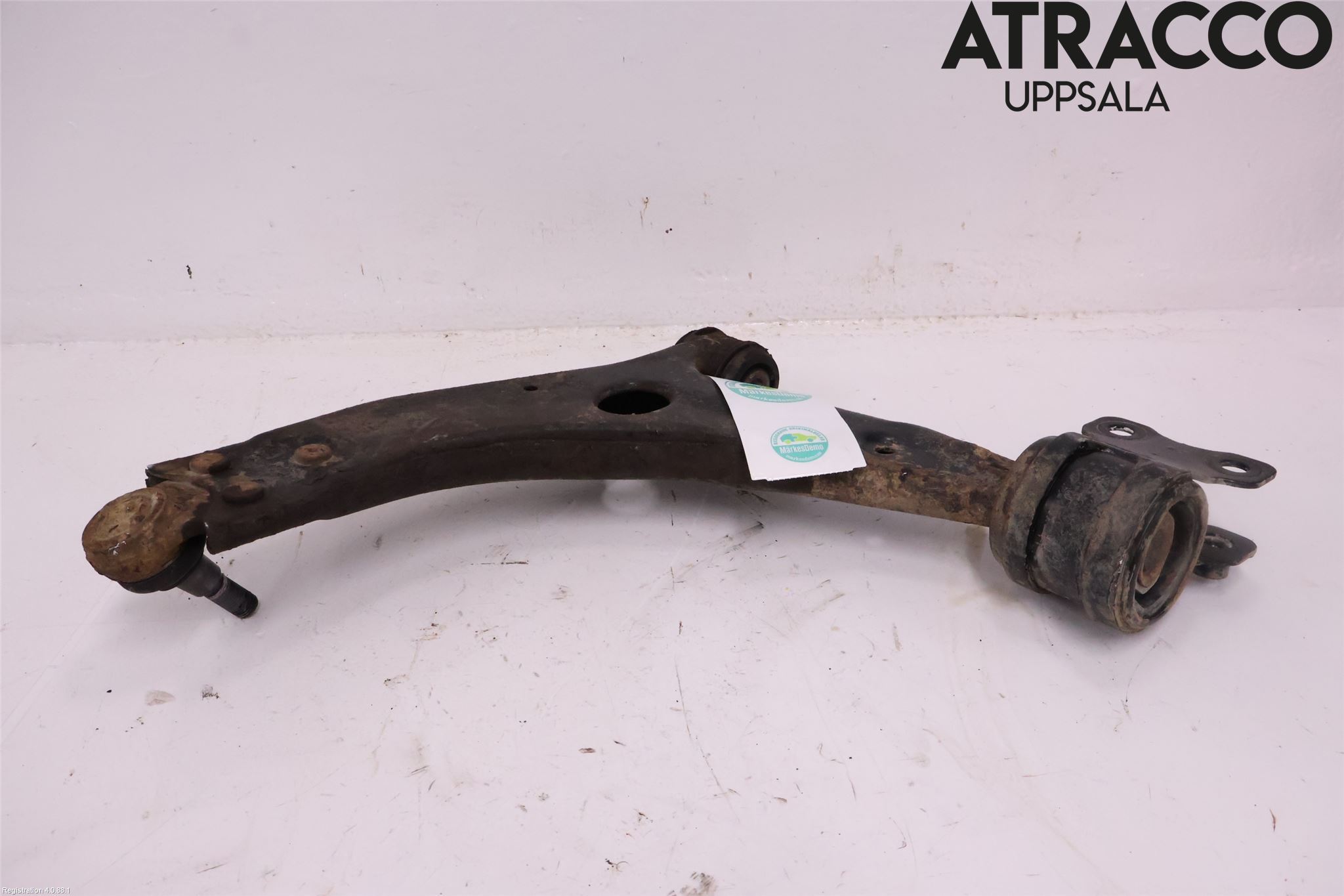 Volvo V50 08-12 Bärarm Fram Undre Hö