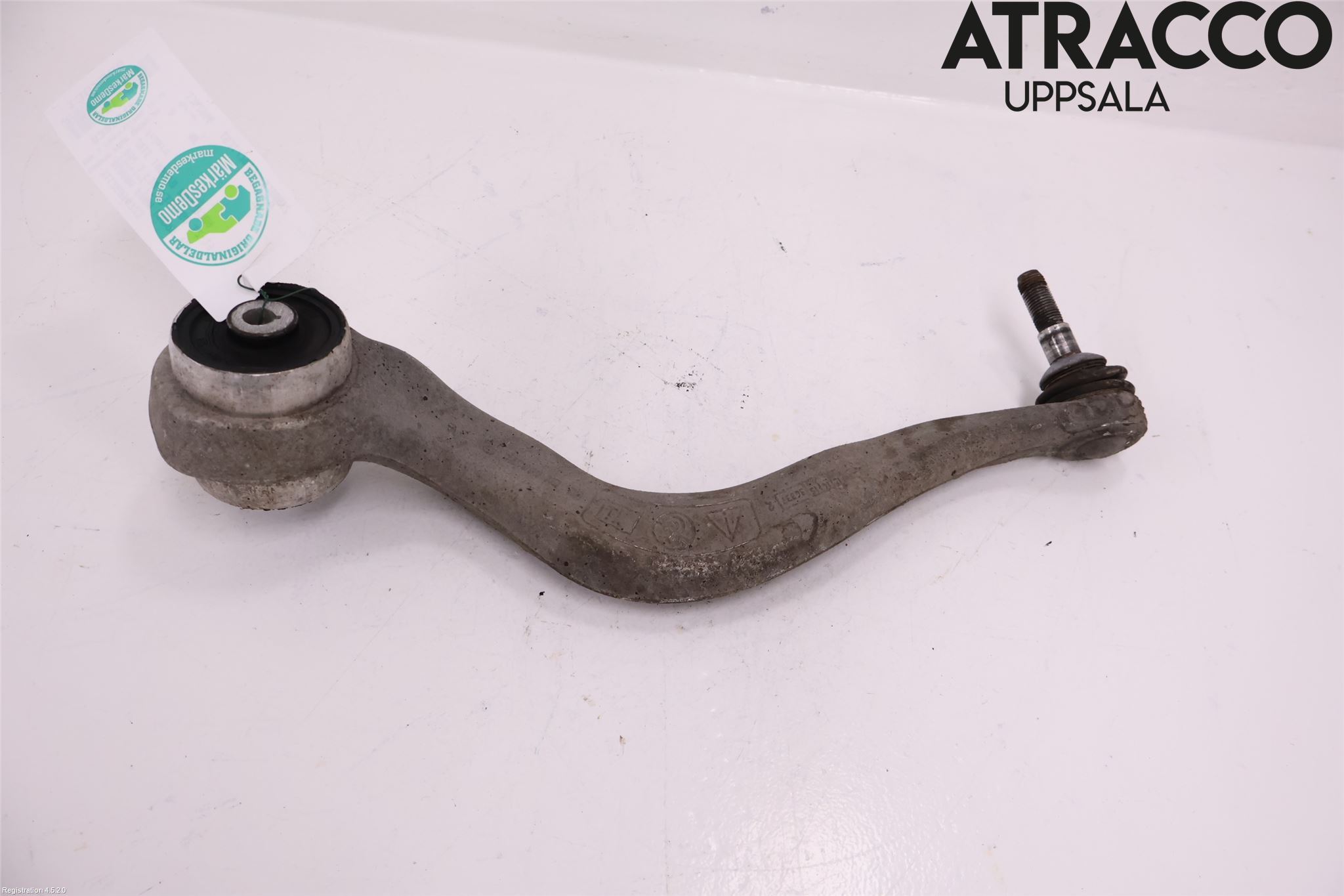 BMW 3 F30/F31/F80 12-19 Bärarm Fram Undre Vä