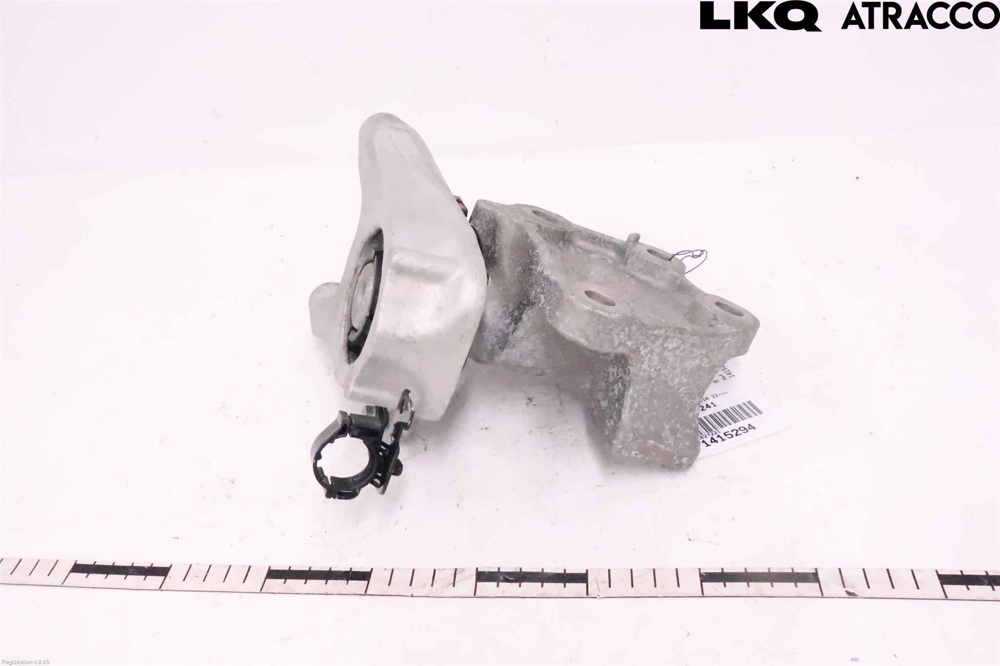 Toyota bZ4X EA10 22- Motorfäste