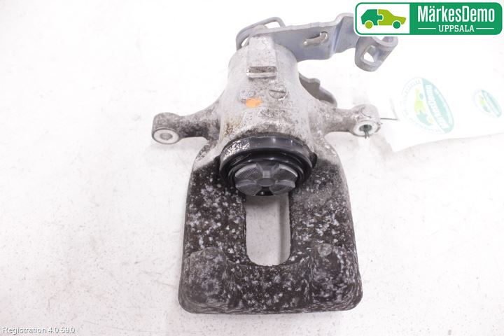 Opel ASTRA K 16-22 Bromsok Bak Höger