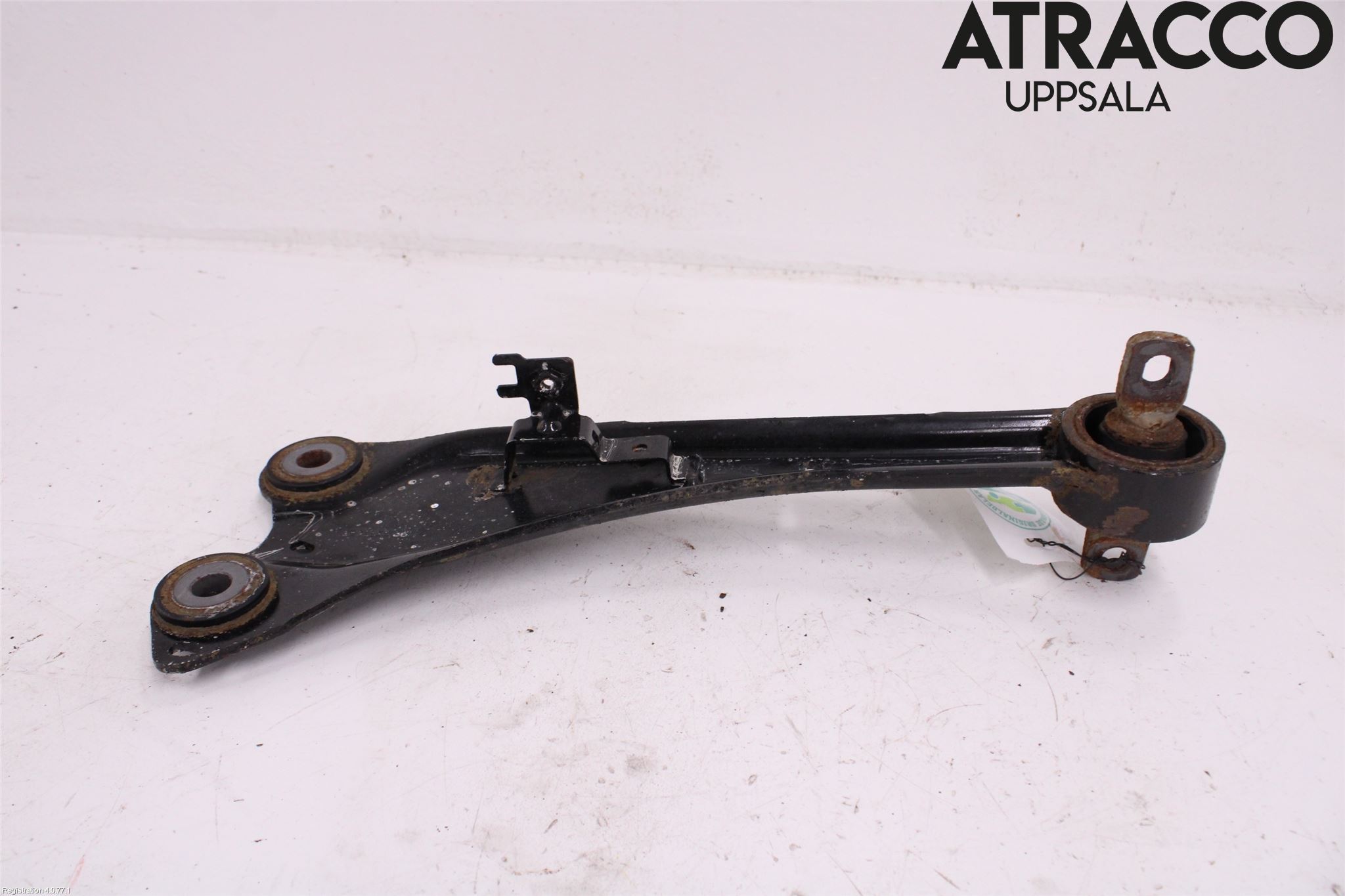 Toyota AVENSIS 16-18 Bärarm Bak Höger
