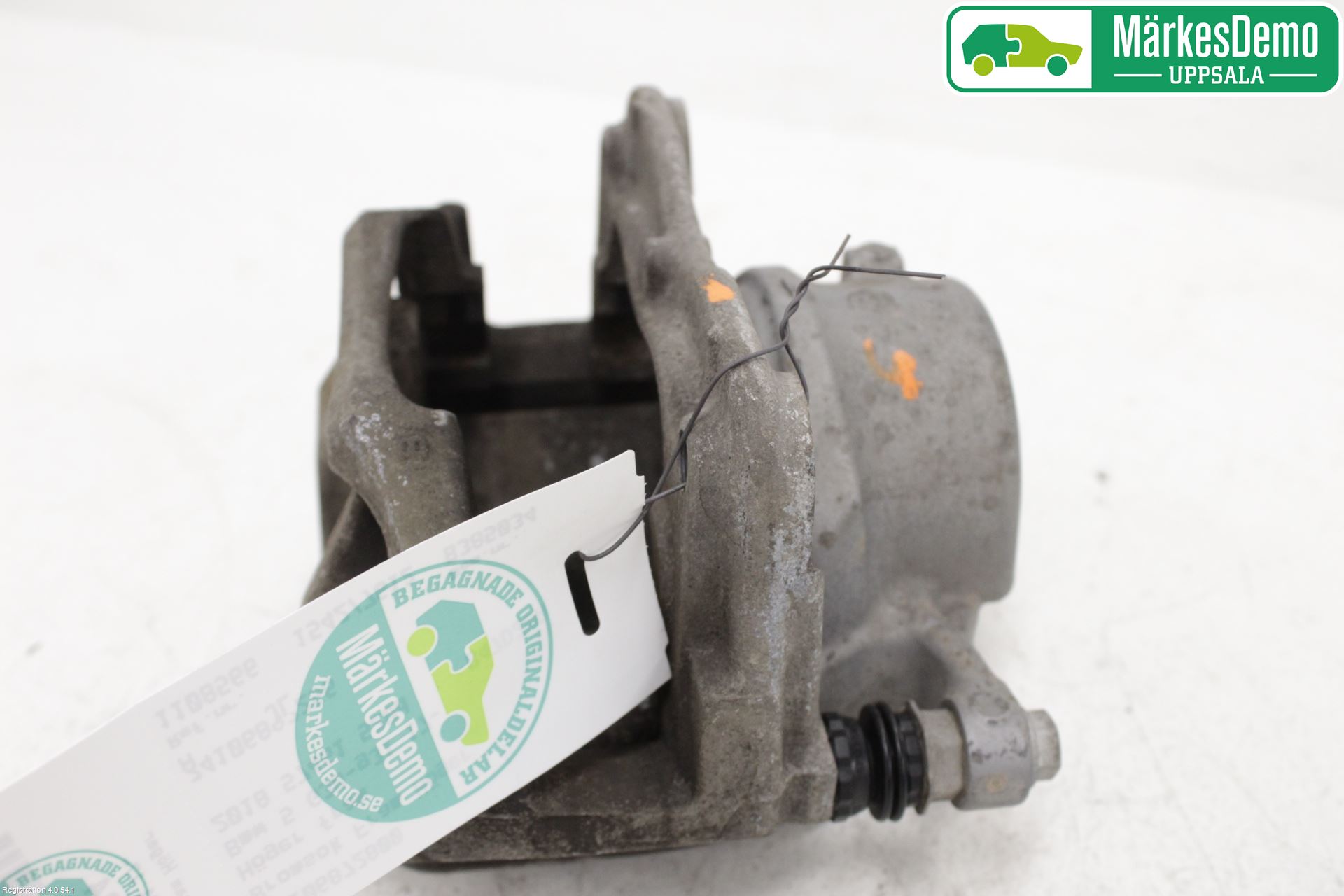 BMW 5 G30/G31/F90 17-23 Bromsok Fram Höger