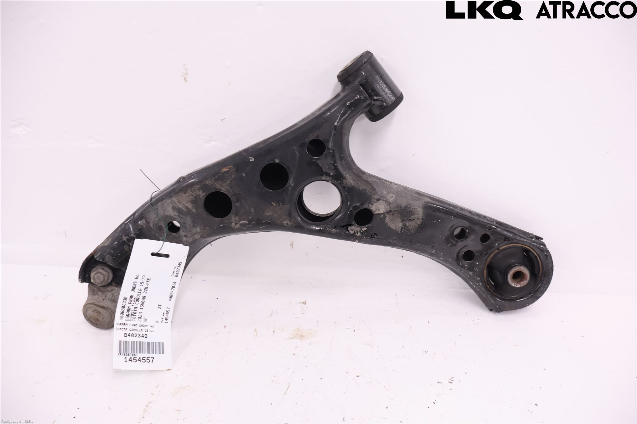 Toyota COROLLA 19- Bärarm Fram Undre Hö