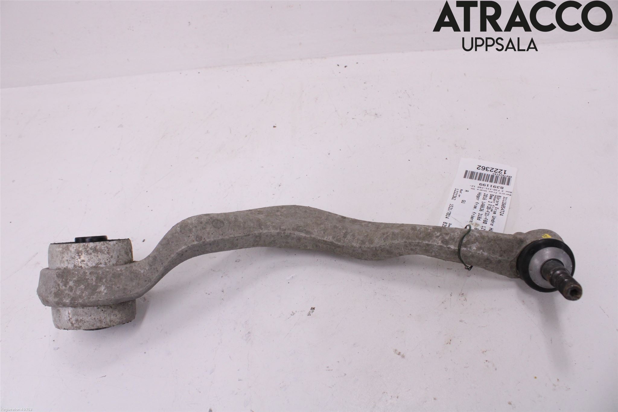 BMW 3 F30/F31/F80 12-19 Bärarm Fram Undre Hö
