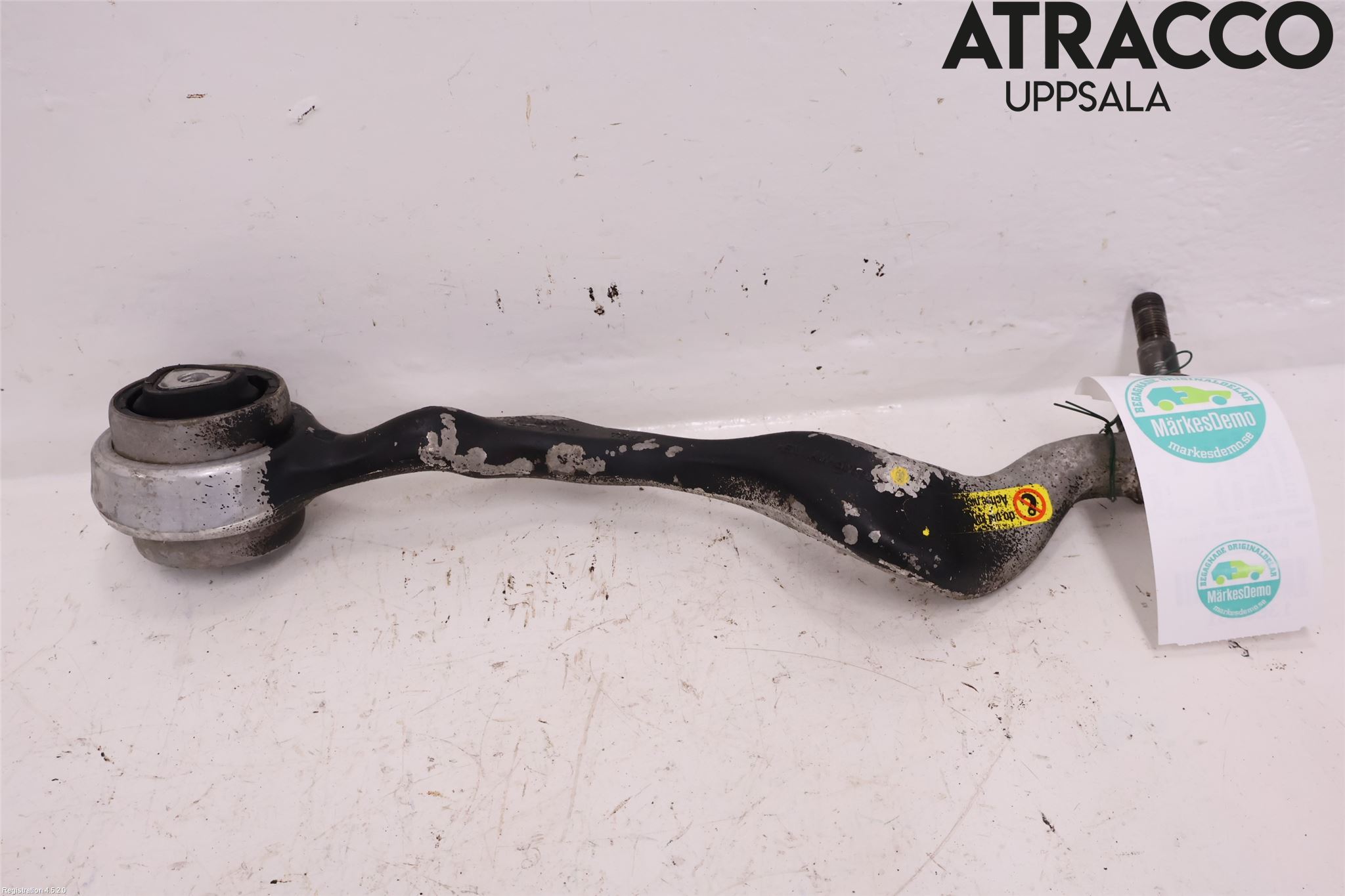 BMW 1 E87/81 5D/3D 03-11 Bärarm Fram Undre Hö