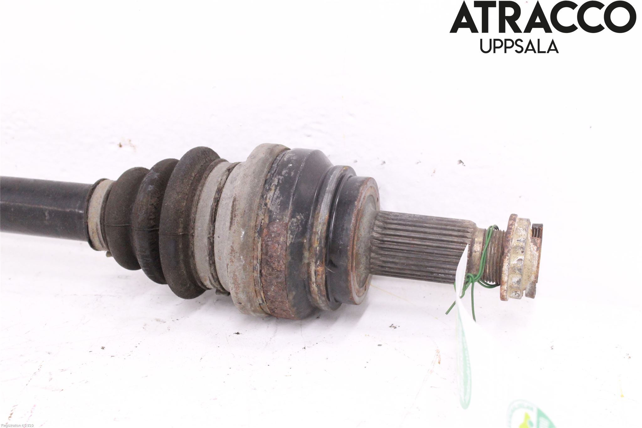 BMW 5 F10/F11/F18 09-17 Drivaxel Bak Vänster