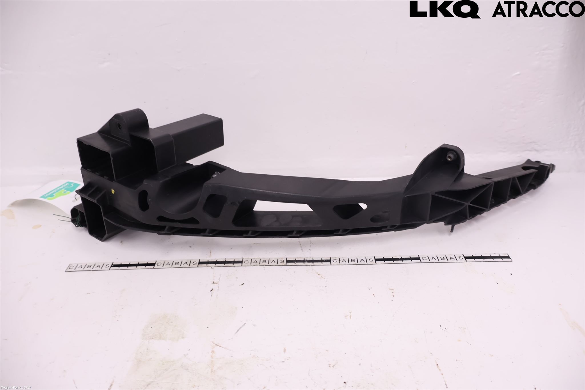 Audi Q3 8U 12-18 Strålkastarsarg Höger