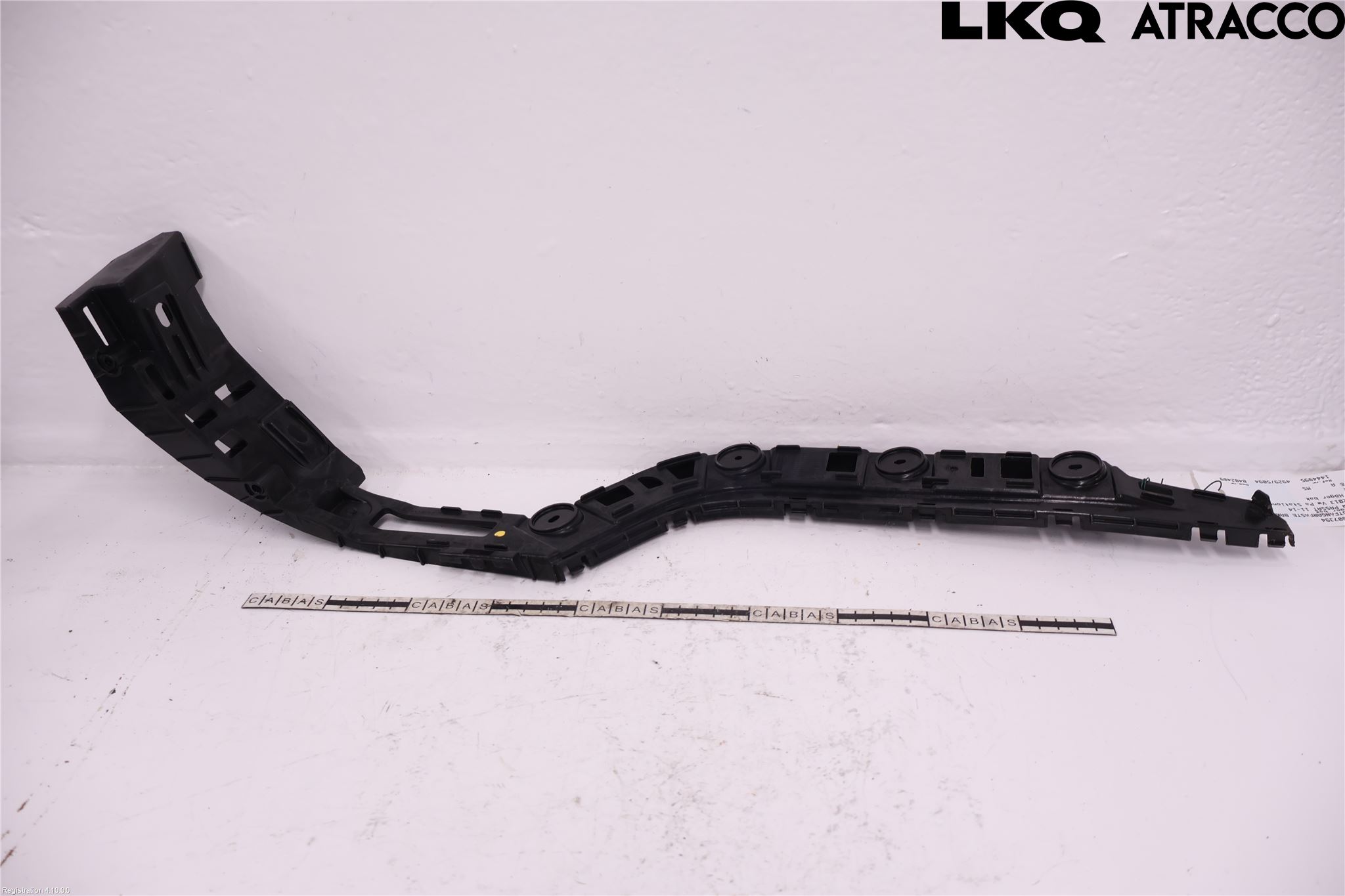 Volkswagen VW PASSAT 11-14 Stötfångarfäste Bak Hö