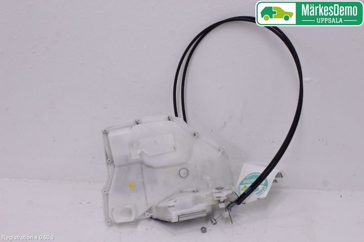 Suzuki SWIFT 11-16 Låskista-Dörrlås