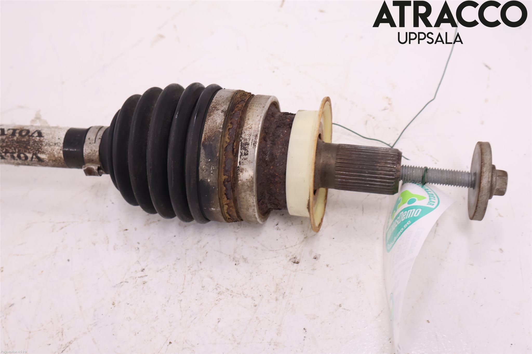 Volvo V60 11-13 Drivaxel Bak Vänster