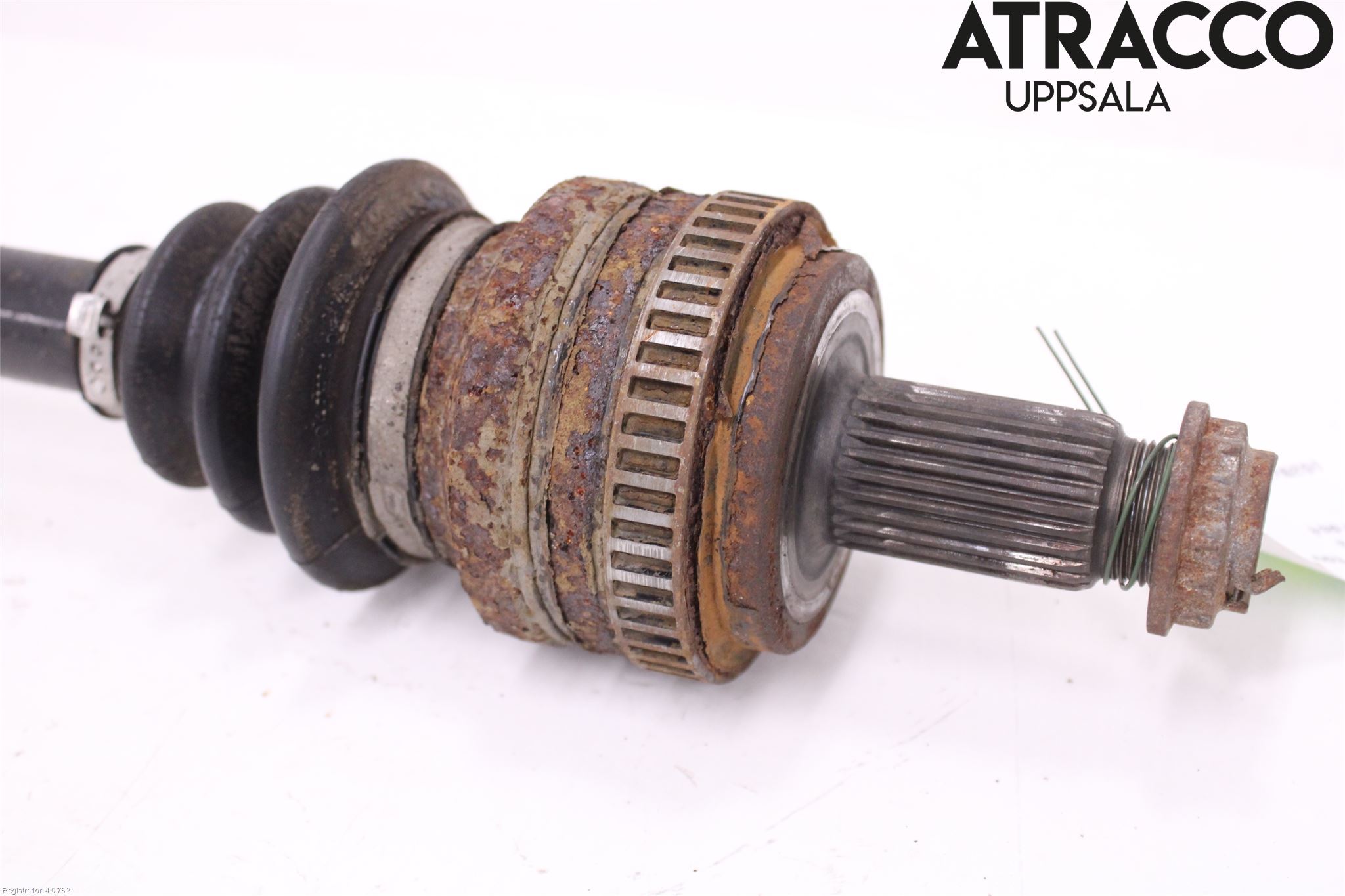 BMW 3 E90/91 SED/TOU 05-12 Drivaxel Bak Höger
