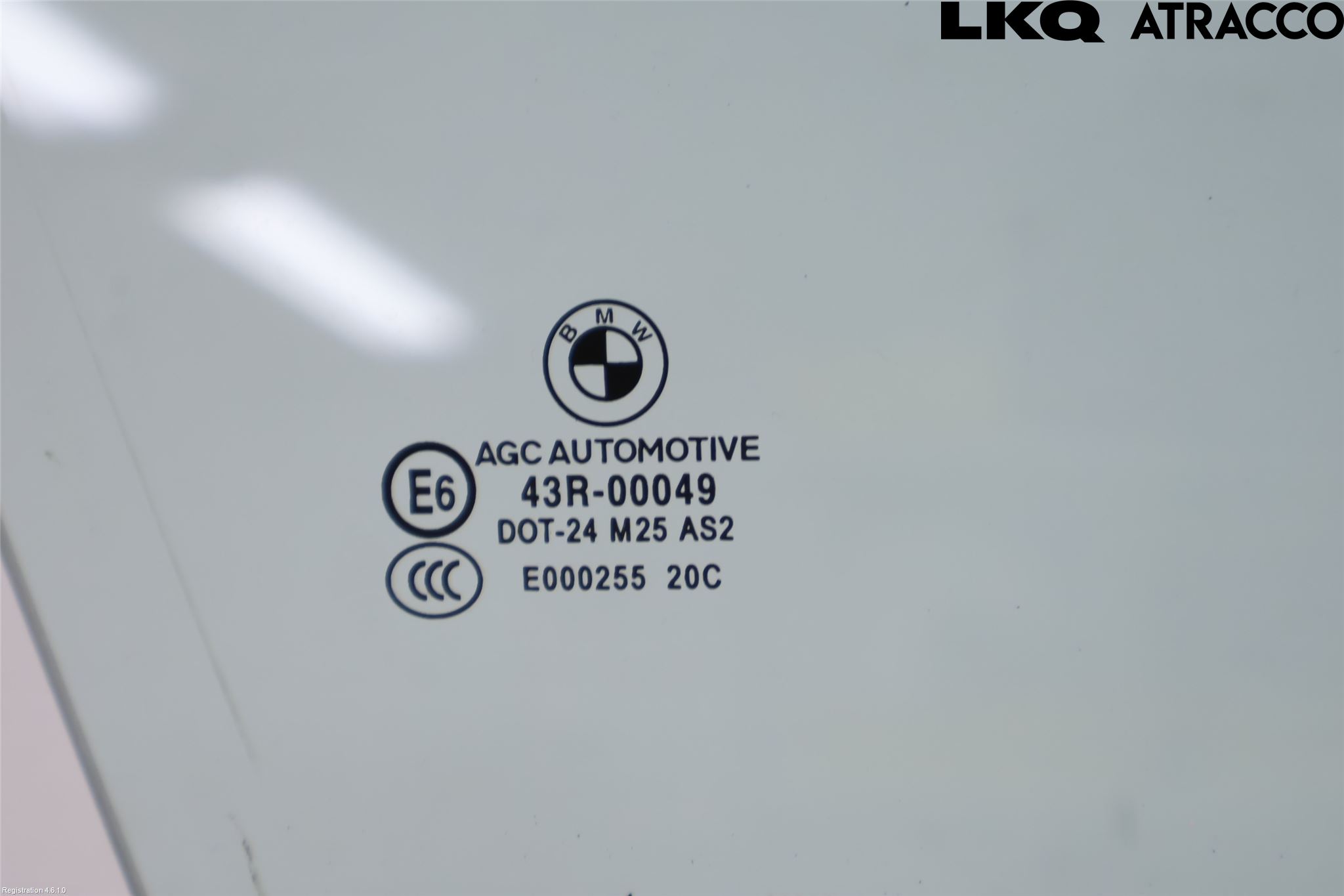 BMW X1 E84 10-15 Dörruta Fram Höger