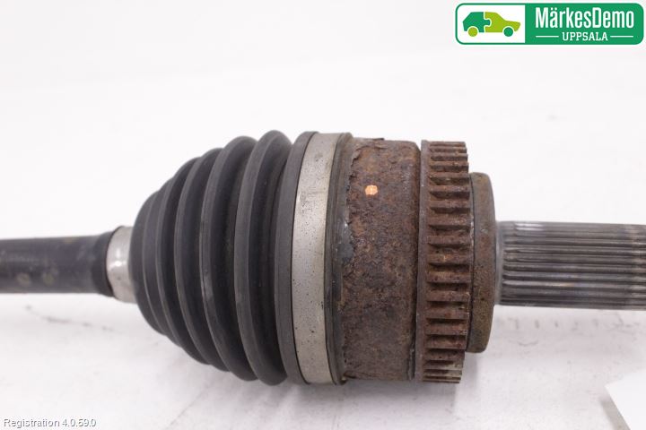 Kia SPORTAGE (SL) 11-15 Drivaxel Fram Vänster