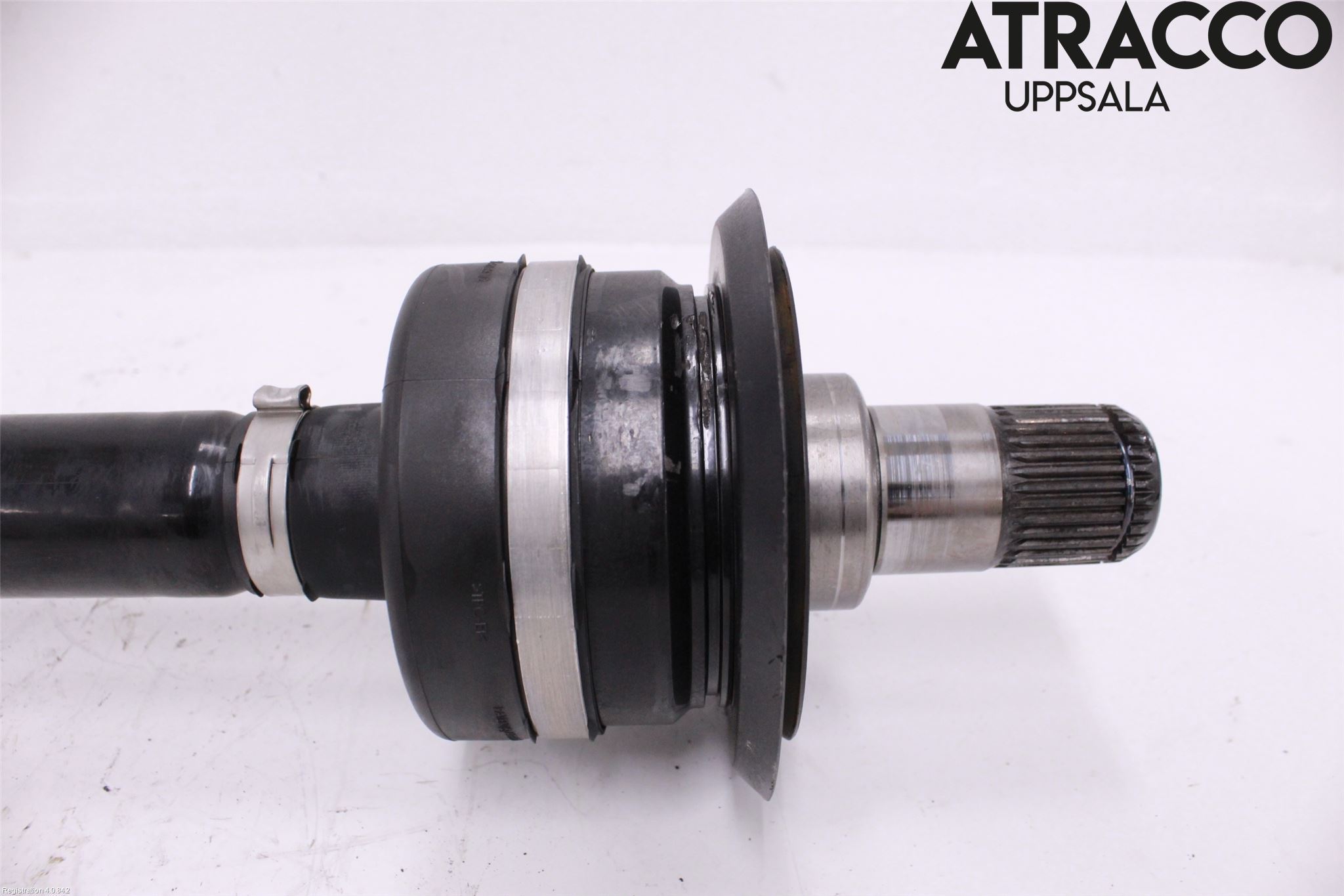 BMW 5 G30/G31/F90 17-23 Drivaxel Bak Vänster