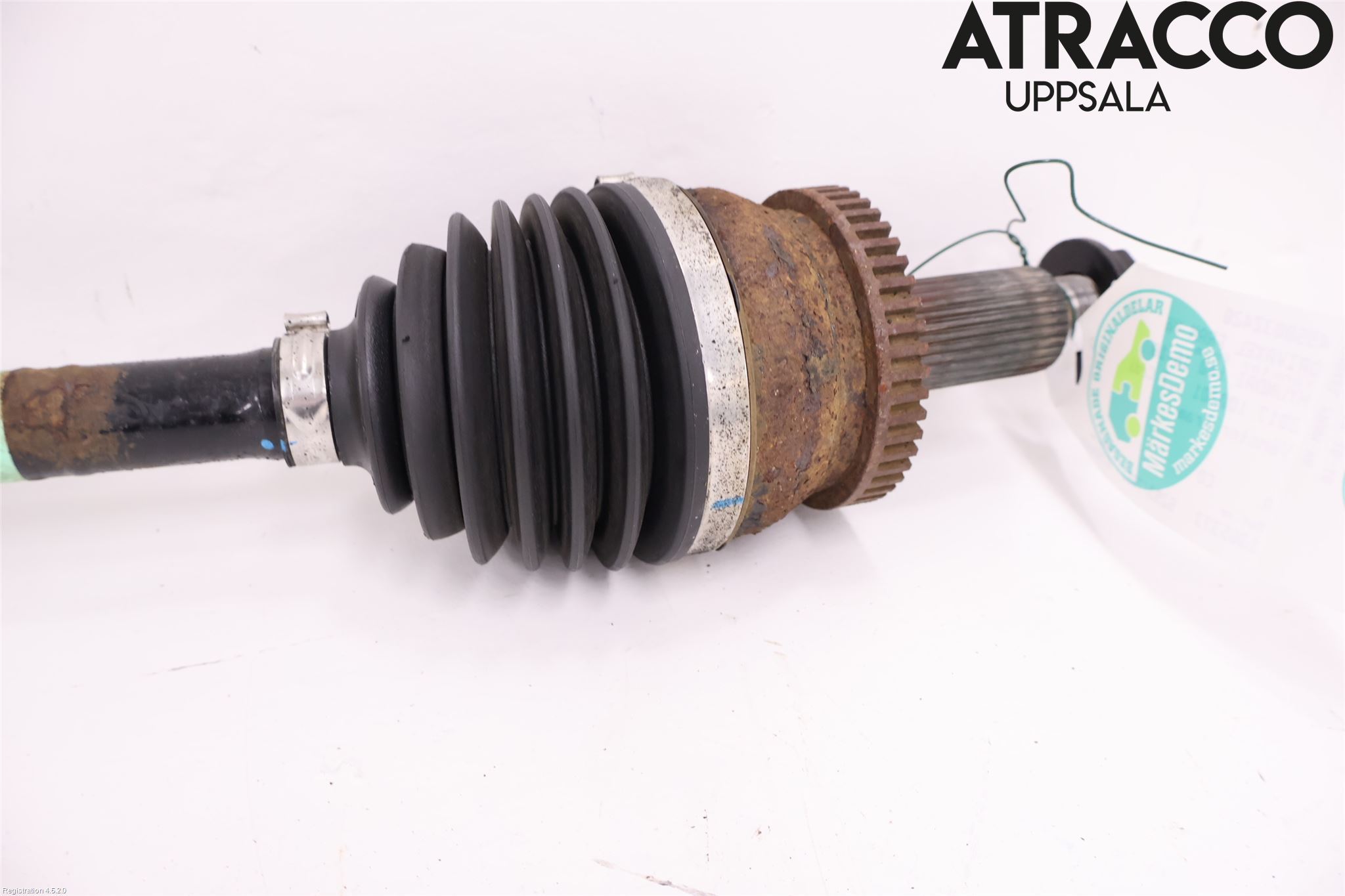 Hyundai i40 16-18 Drivaxel Fram Vänster