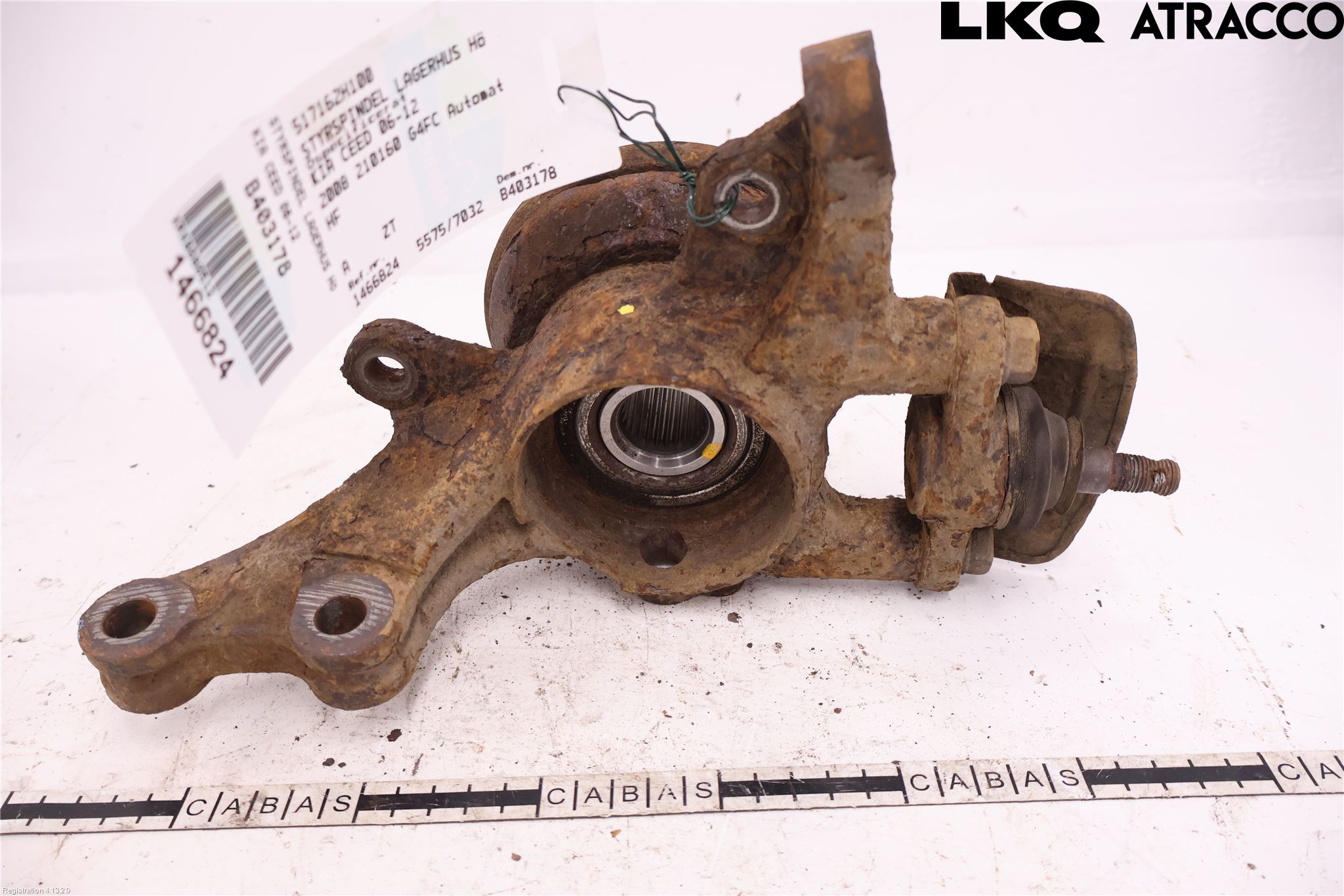 Kia CEED 06-12 Styrspindel Lagerhus Hö