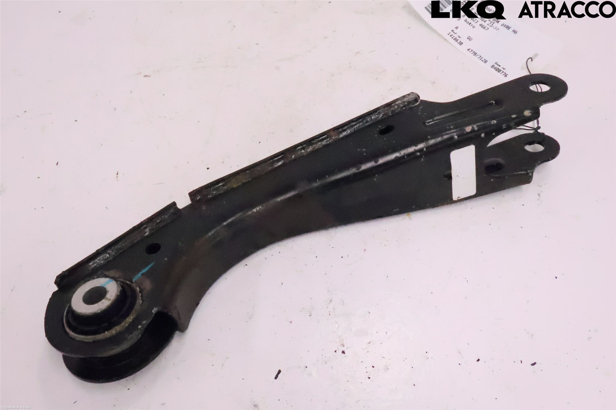 MG 4 23- Bärarm Bak Övre Höger