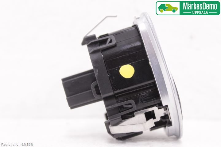 BMW 3 F30/F31/F80 12-19 Startknapp Personbil