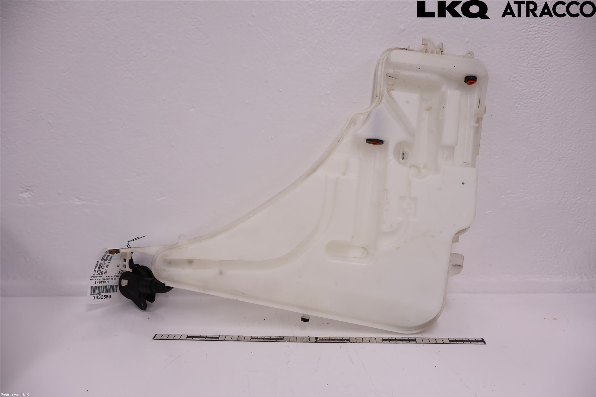BMW 3 F30/F31/F80 12-19 Spolartank Vindruta-Strål