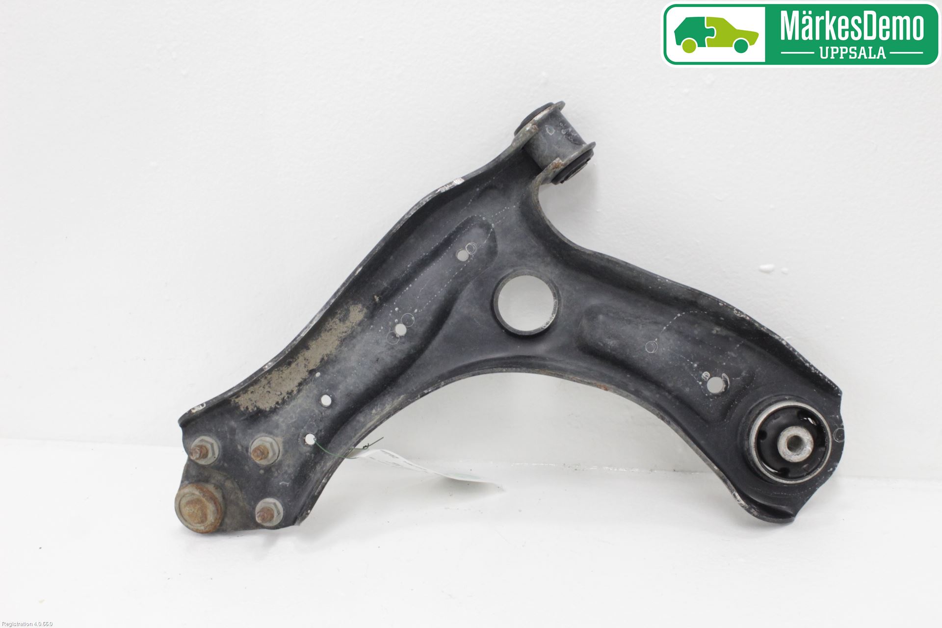 Skoda FABIA 07-14 Bärarm Fram Undre Hö