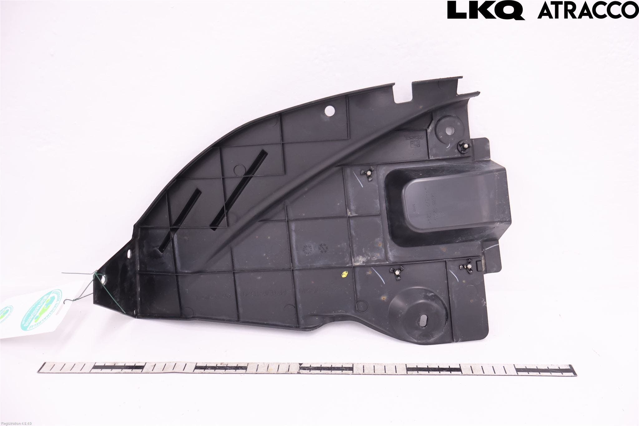 Toyota YARIS CROSS XP21 21- Skärm Inner