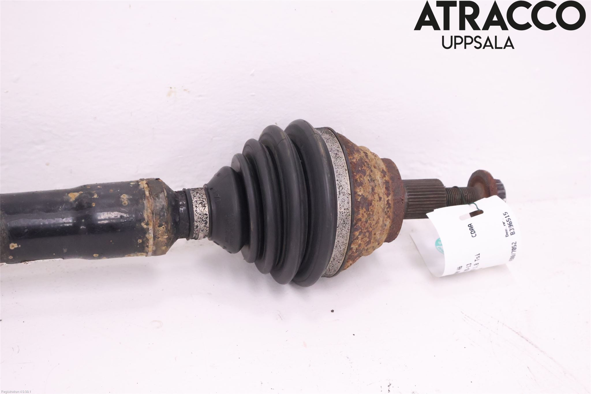 Volkswagen VW GOLF VI 09-13 Drivaxel Fram Höger