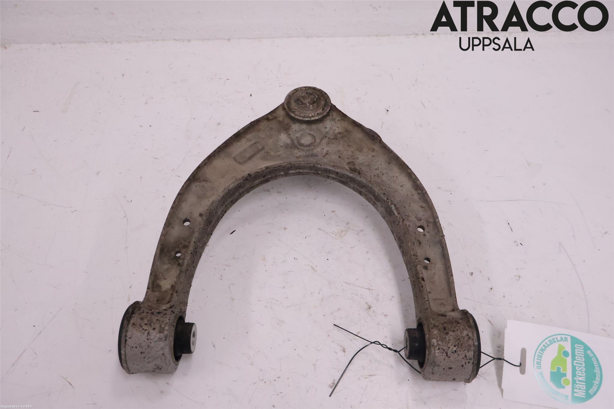 BMW 5 F10/F11/F18 09-17 Bärarm Fram Övre Hö