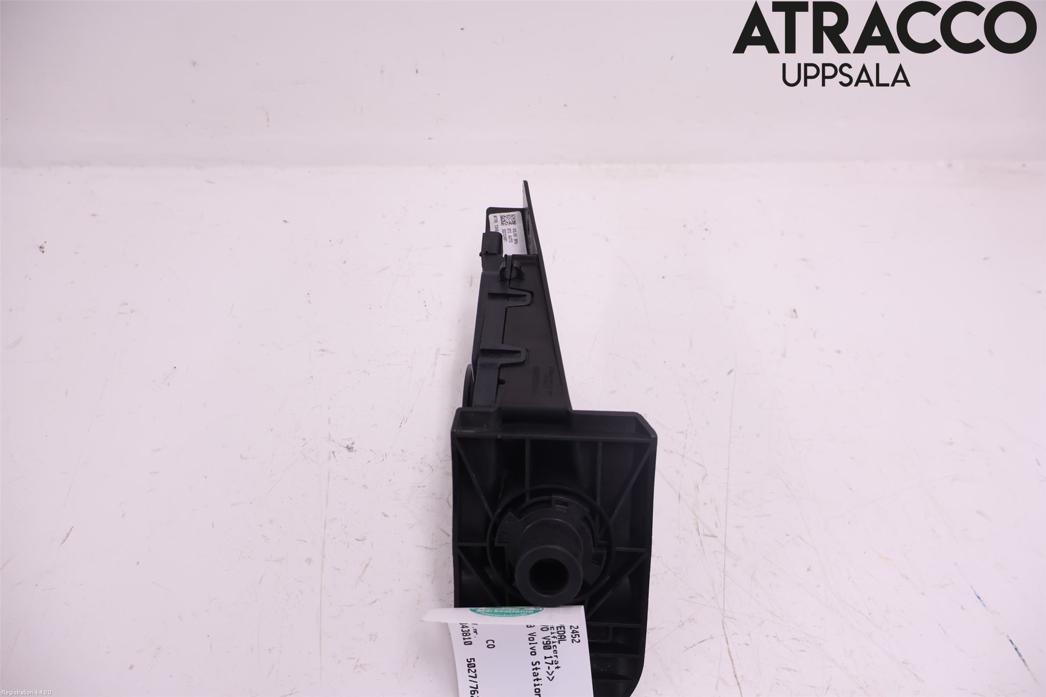 Volvo V90 17->> Gaspedal