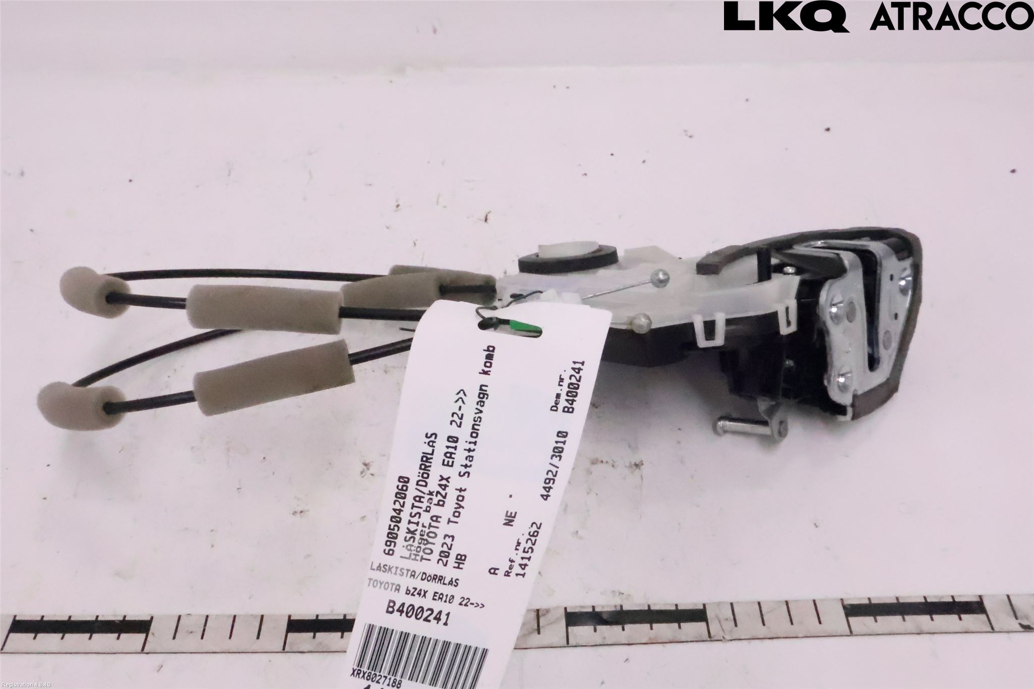 Toyota bZ4X EA10 22- Låskista-Dörrlås