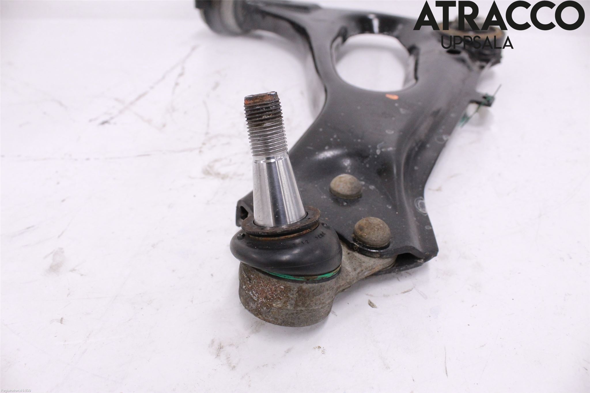 Mercedes-Benz MB VITO/V-KLASS (W640,W447,W448) 14- Bärarm Fram Undre Hö