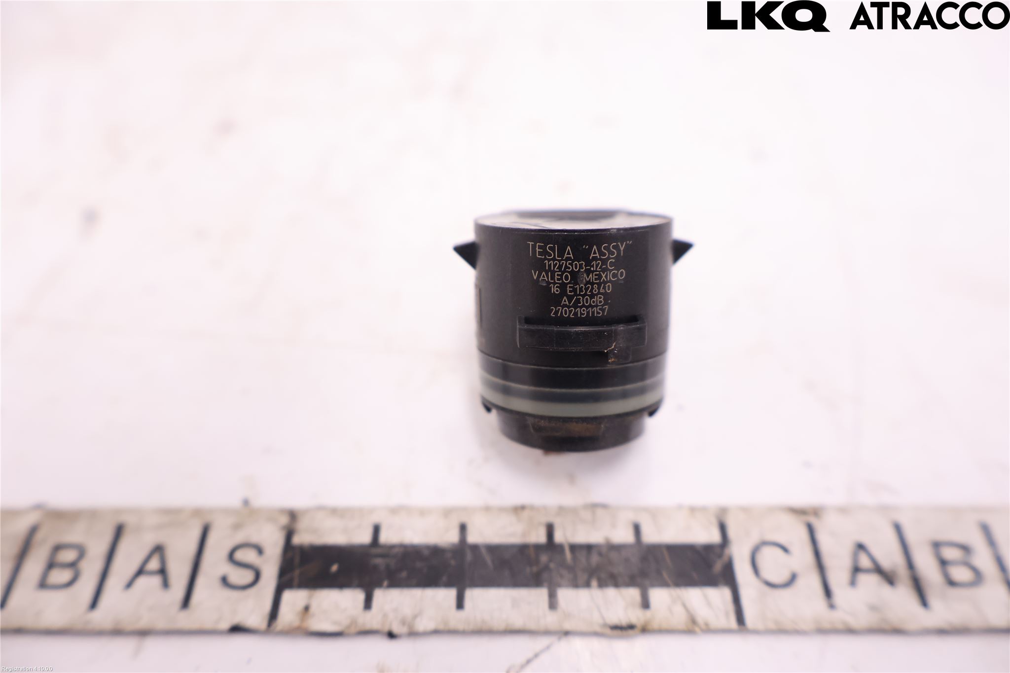 Tesla MODEL 3 17- Parkeringshjälp Frontsensor